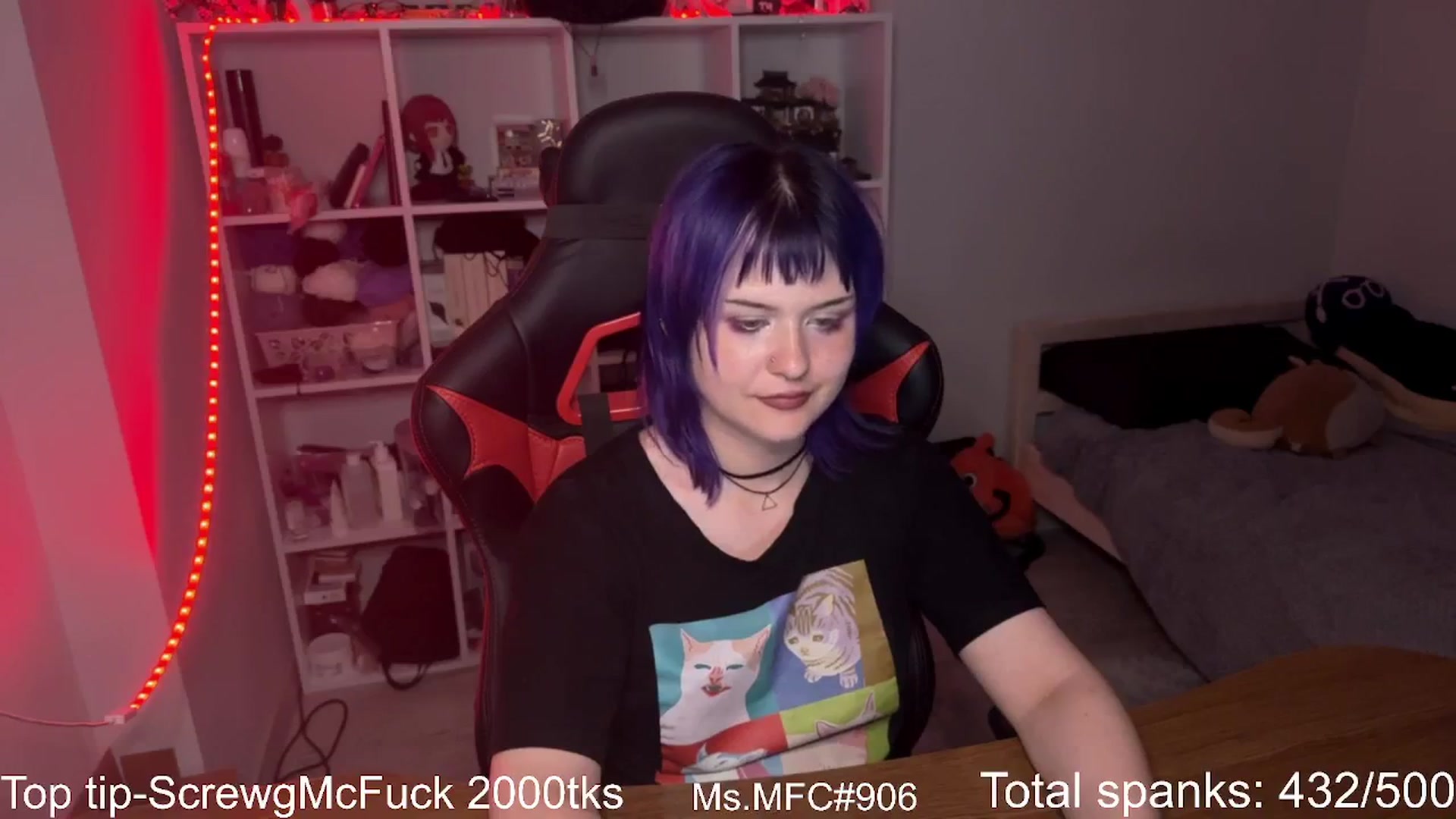 Gallery image thumbnail from AuthorityPass's myfreecams stream on, 08/12/2024, 02:31 image 8 of 20