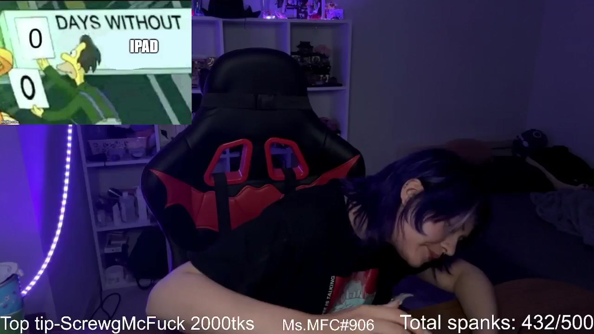 Gallery image thumbnail from AuthorityPass's myfreecams stream on, 08/12/2024, 23:32 image 1 of 20
