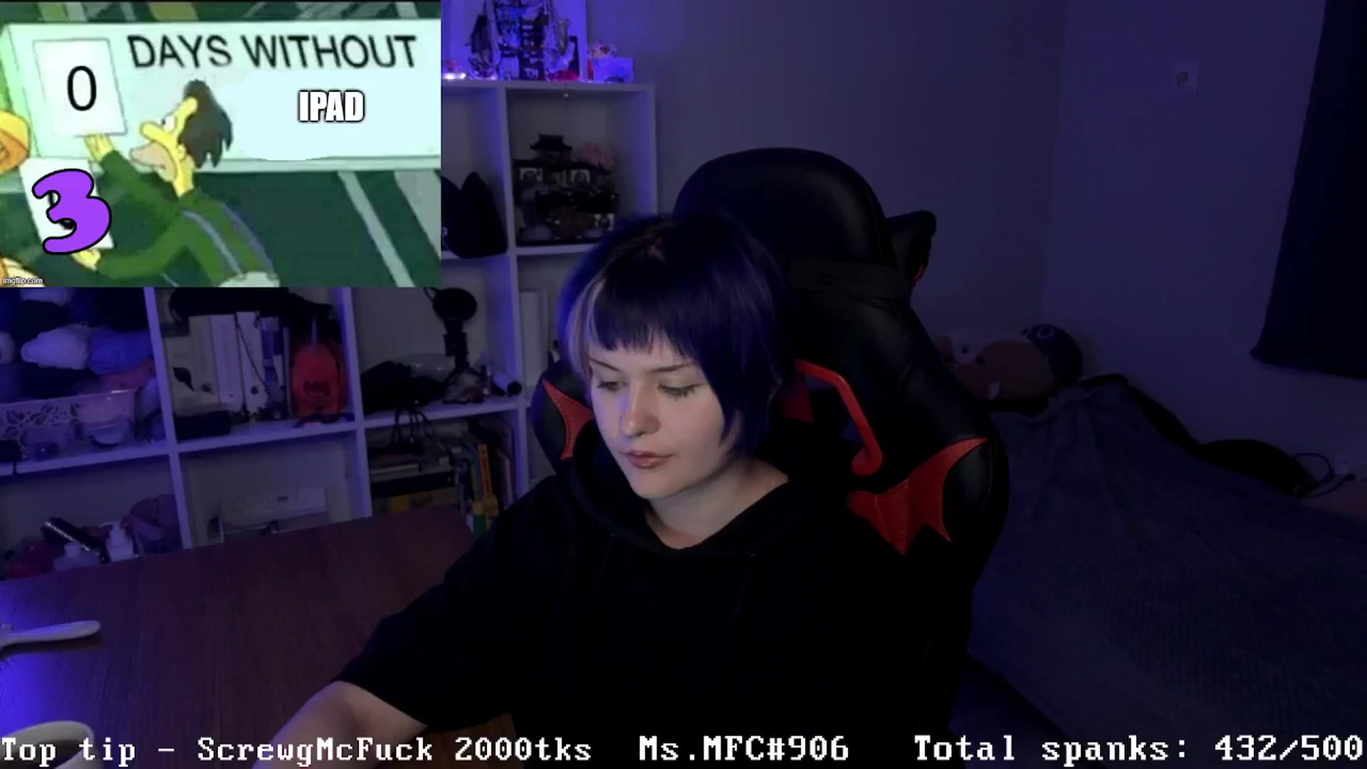 Gallery image thumbnail from AuthorityPass's myfreecams stream on, 08/14/2024, 23:03 image 1 of 20