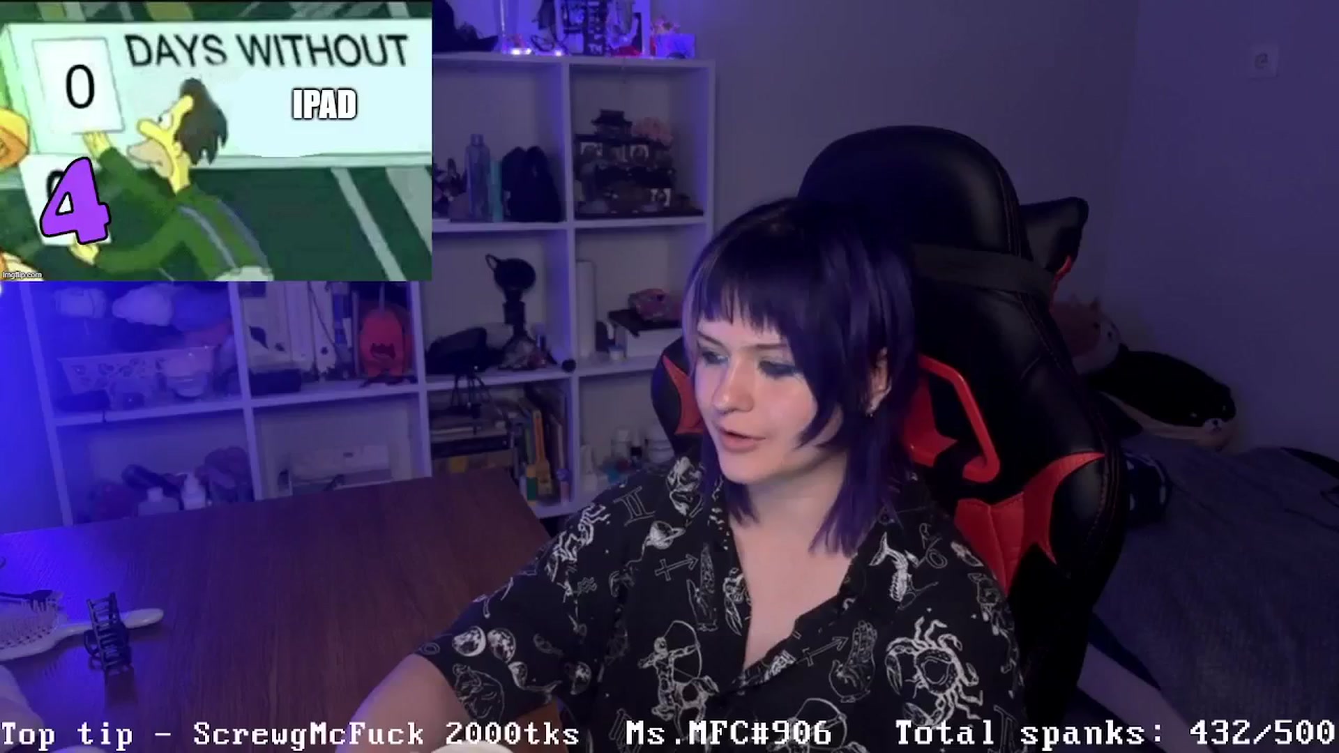 Gallery image thumbnail from AuthorityPass's myfreecams stream on, 08/16/2024, 24:23 image 6 of 20