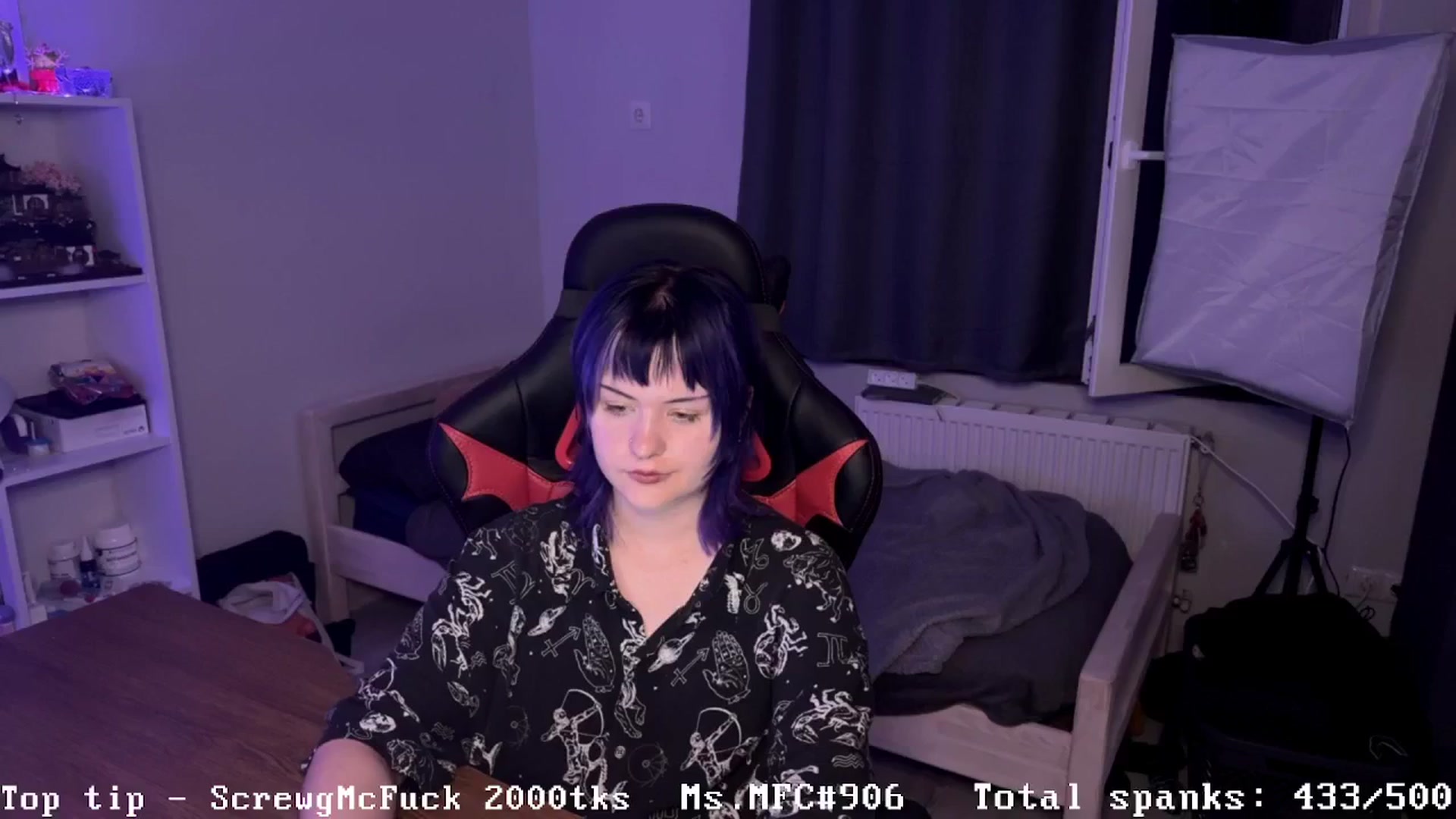 Gallery image thumbnail from AuthorityPass's myfreecams stream on, 08/18/2024, 23:47 image 10 of 20
