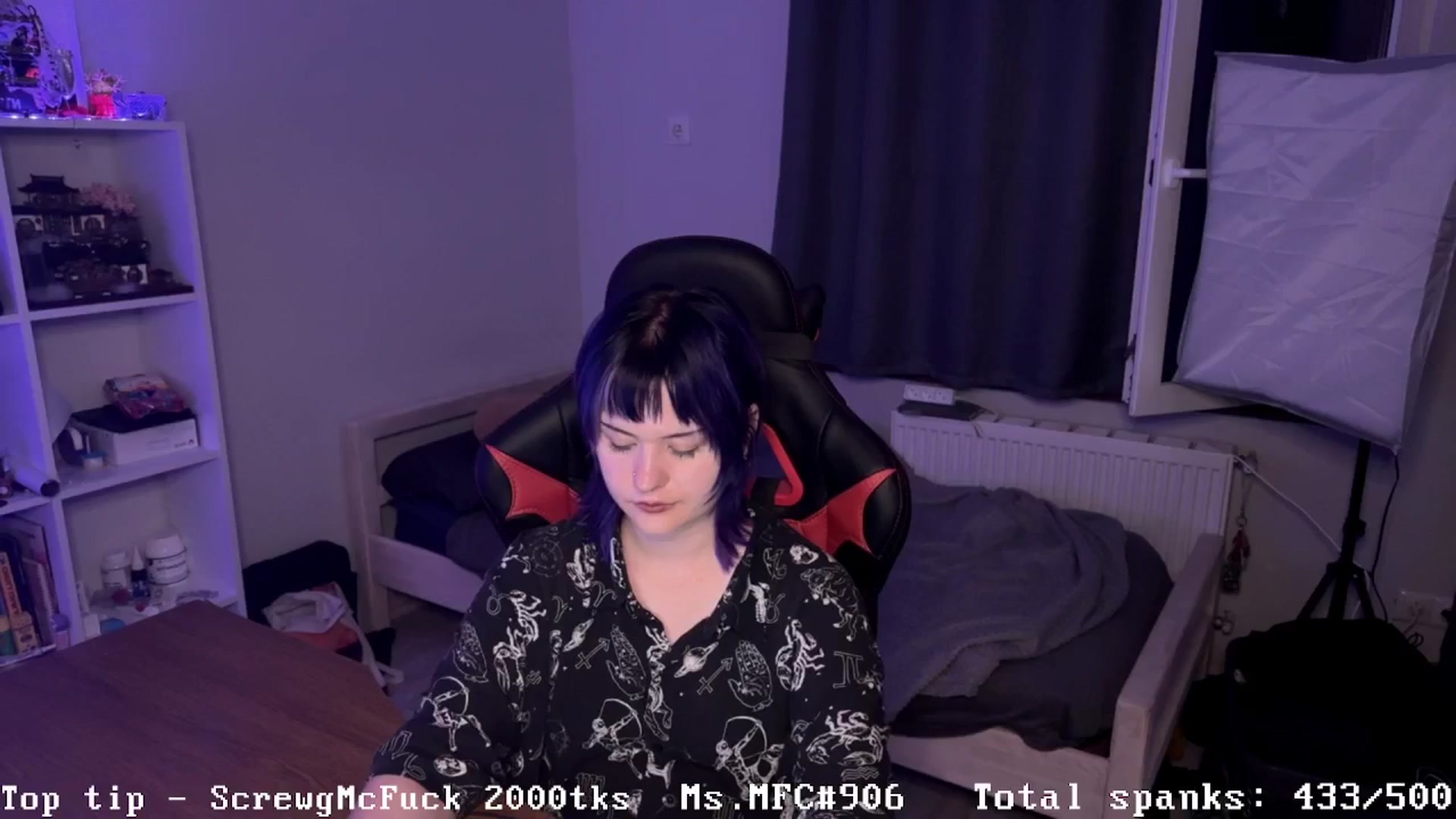 Gallery image thumbnail from AuthorityPass's myfreecams stream on, 08/18/2024, 23:47 image 5 of 20