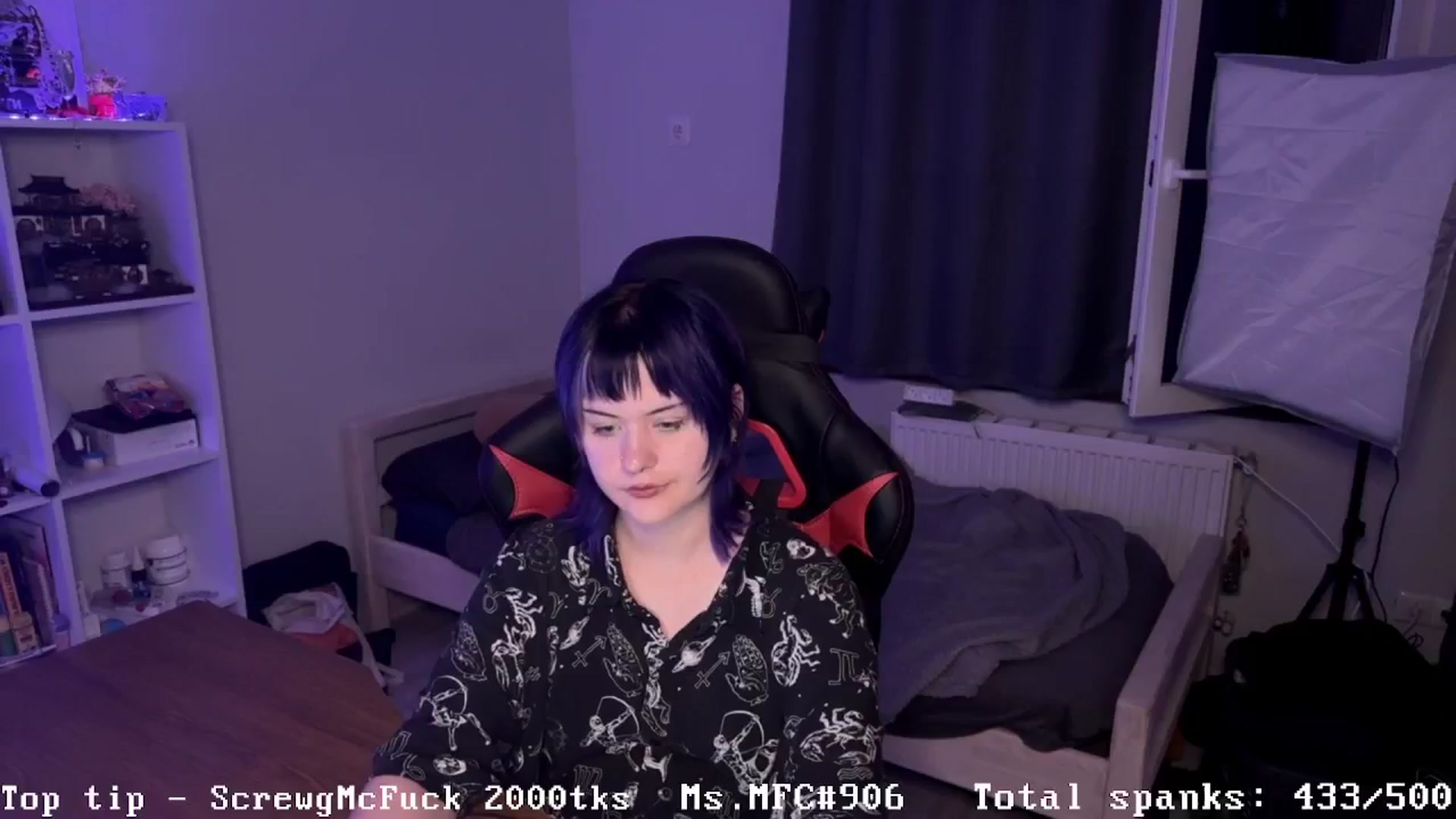 Gallery image thumbnail from AuthorityPass's myfreecams stream on, 08/18/2024, 23:47 image 4 of 20