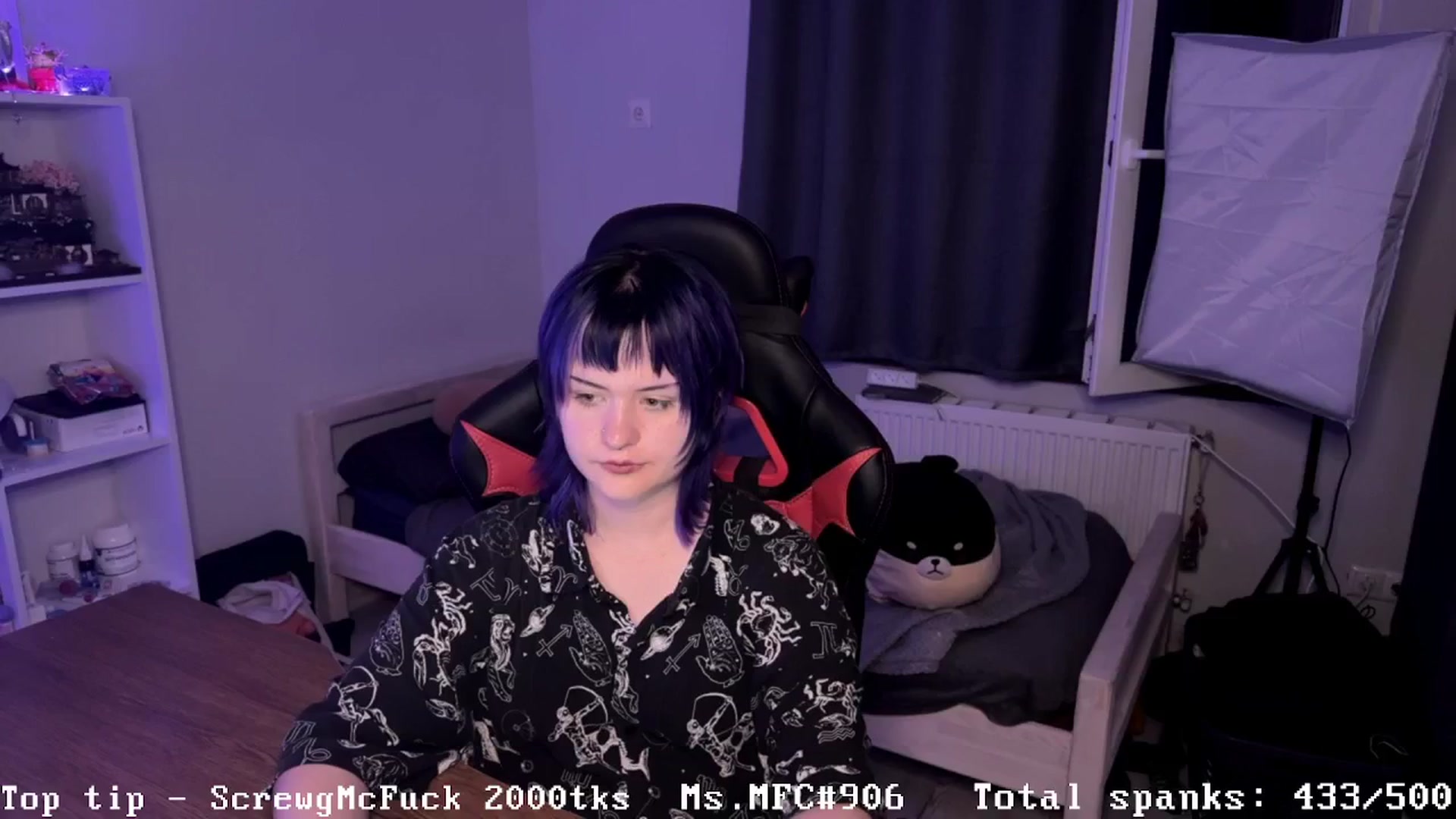 Gallery image thumbnail from AuthorityPass's myfreecams stream on, 08/18/2024, 23:47 image 16 of 20