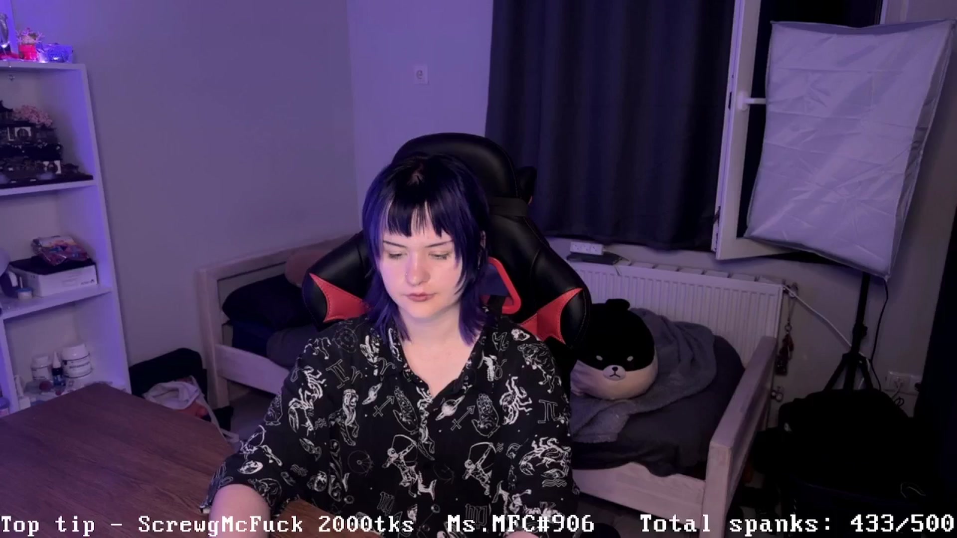 Gallery image thumbnail from AuthorityPass's myfreecams stream on, 08/18/2024, 23:47 image 12 of 20