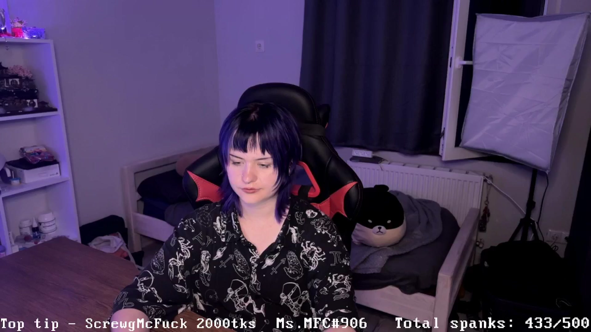 Gallery image thumbnail from AuthorityPass's myfreecams stream on, 08/18/2024, 23:47 image 18 of 20