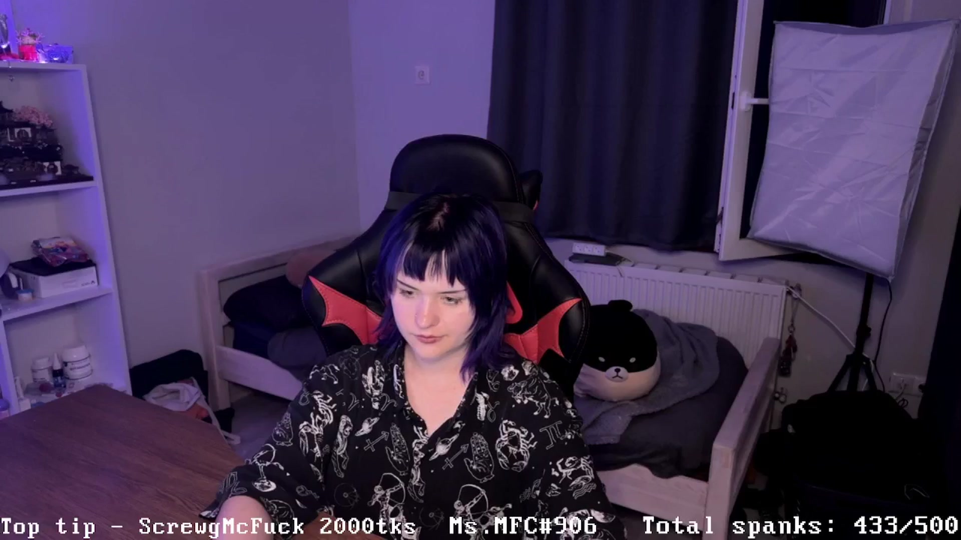 Gallery image thumbnail from AuthorityPass's myfreecams stream on, 08/19/2024, 24:03 image 18 of 20