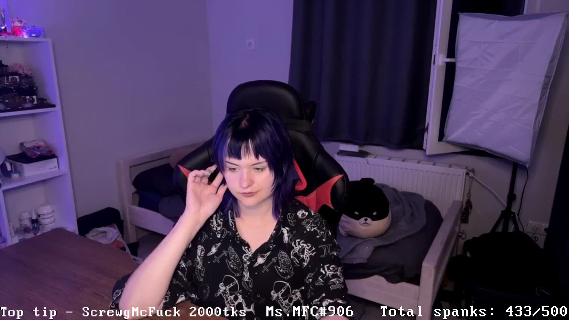 Gallery image thumbnail from AuthorityPass's myfreecams stream on, 08/19/2024, 24:03 image 4 of 20