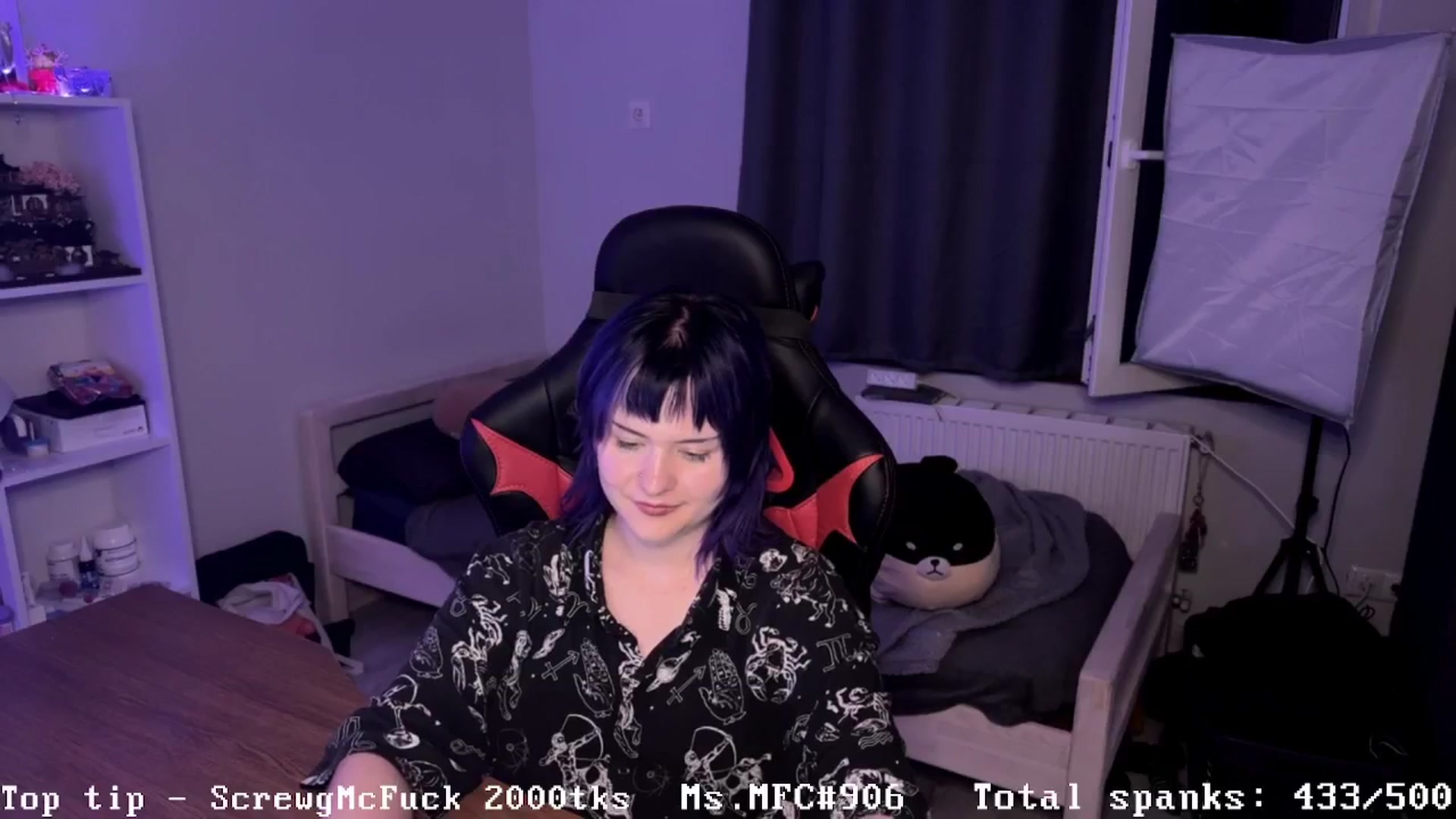 Gallery image thumbnail from AuthorityPass's myfreecams stream on, 08/19/2024, 24:03 image 12 of 20
