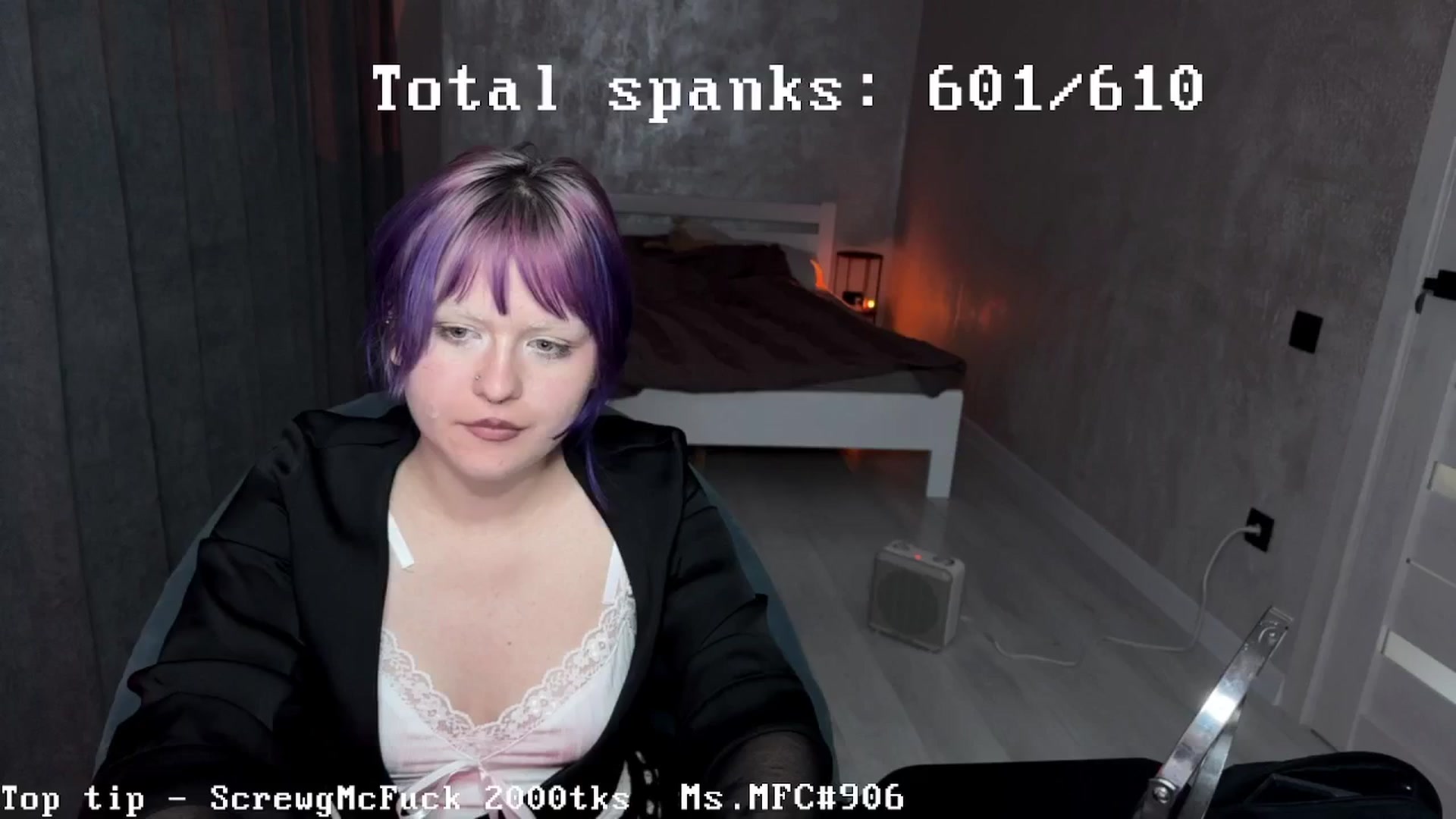 Gallery image thumbnail from AuthorityPass's myfreecams stream on, 10/19/2024, 24:49 image 7 of 20