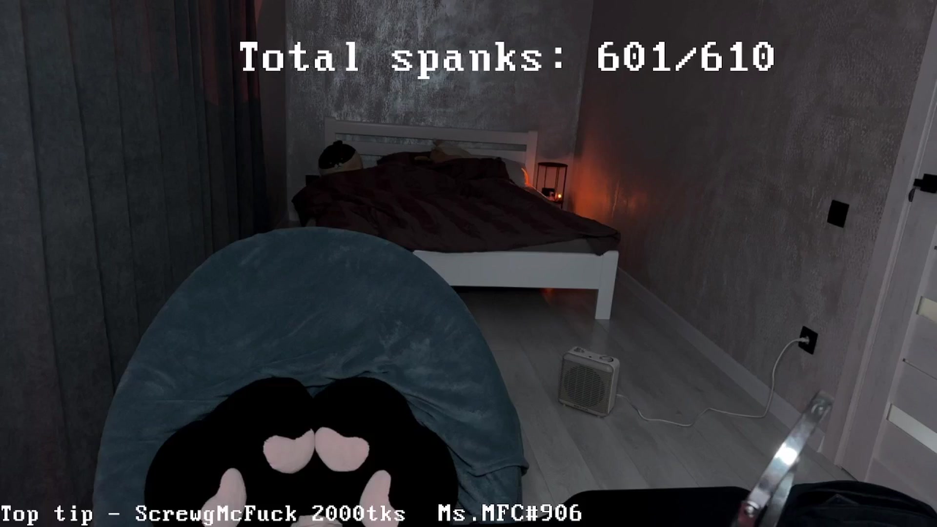 Gallery image thumbnail from AuthorityPass's myfreecams stream on, 10/19/2024, 24:49 image 10 of 20