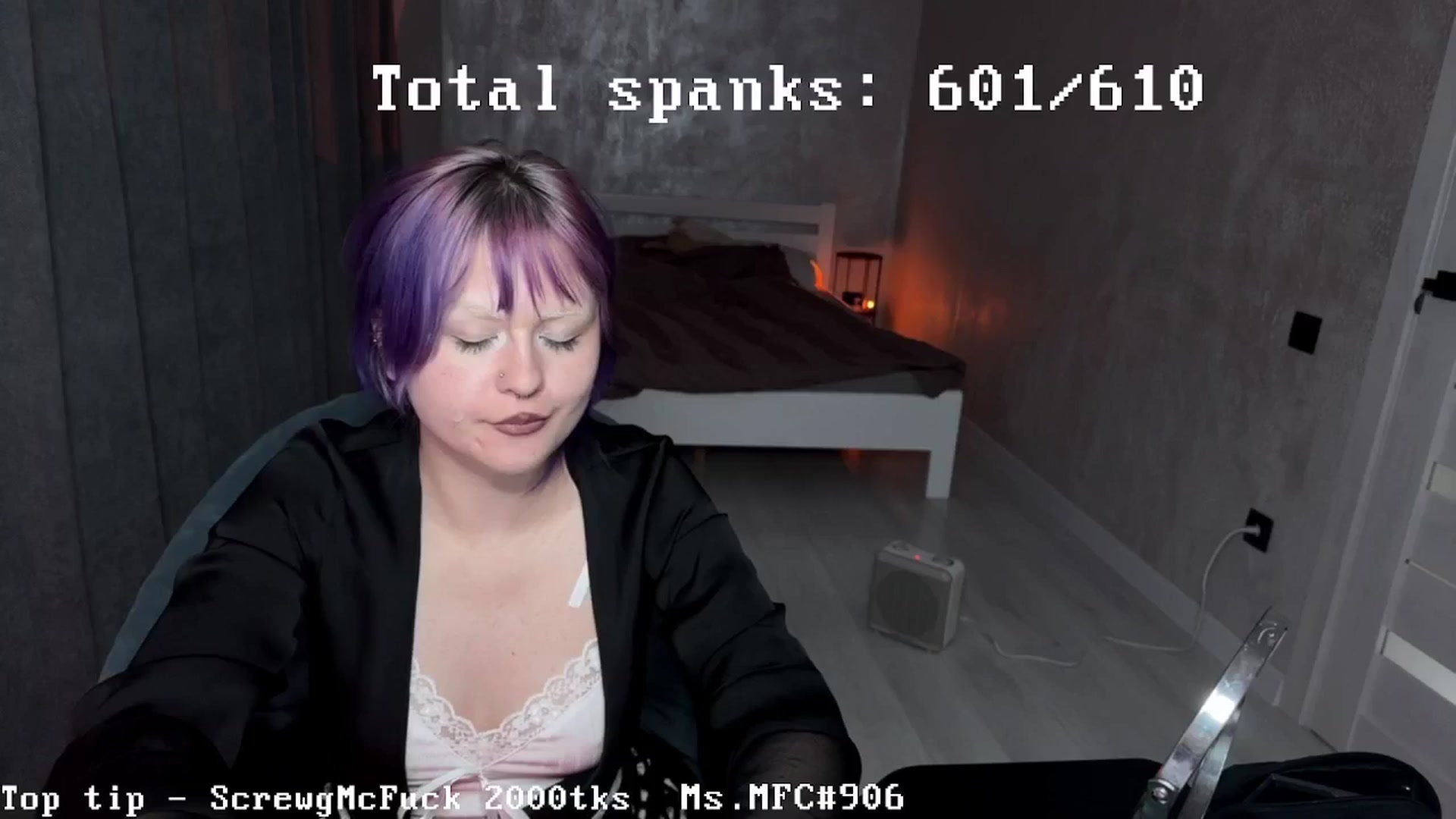 Gallery image thumbnail from AuthorityPass's myfreecams stream on, 10/19/2024, 24:49 image 3 of 20