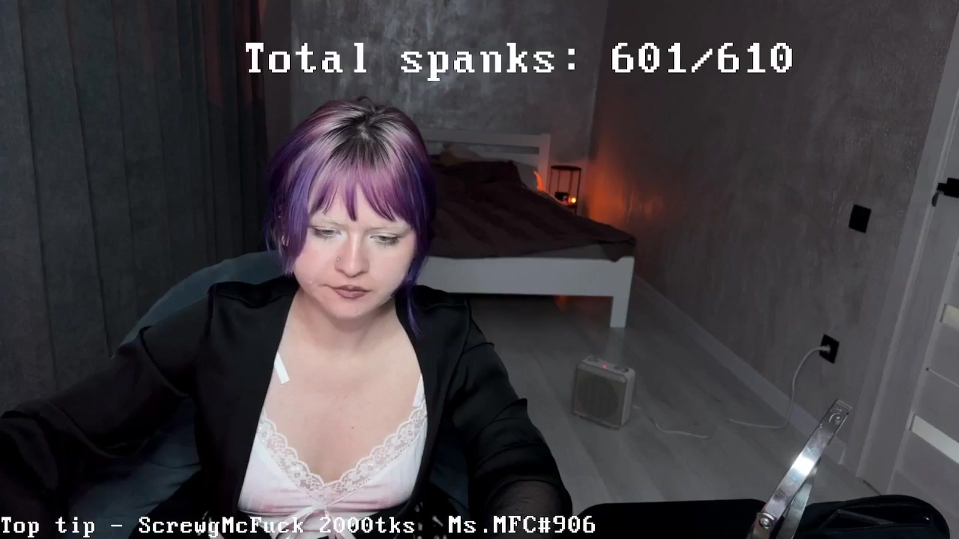 Gallery image thumbnail from AuthorityPass's myfreecams stream on, 10/19/2024, 24:49 image 5 of 20