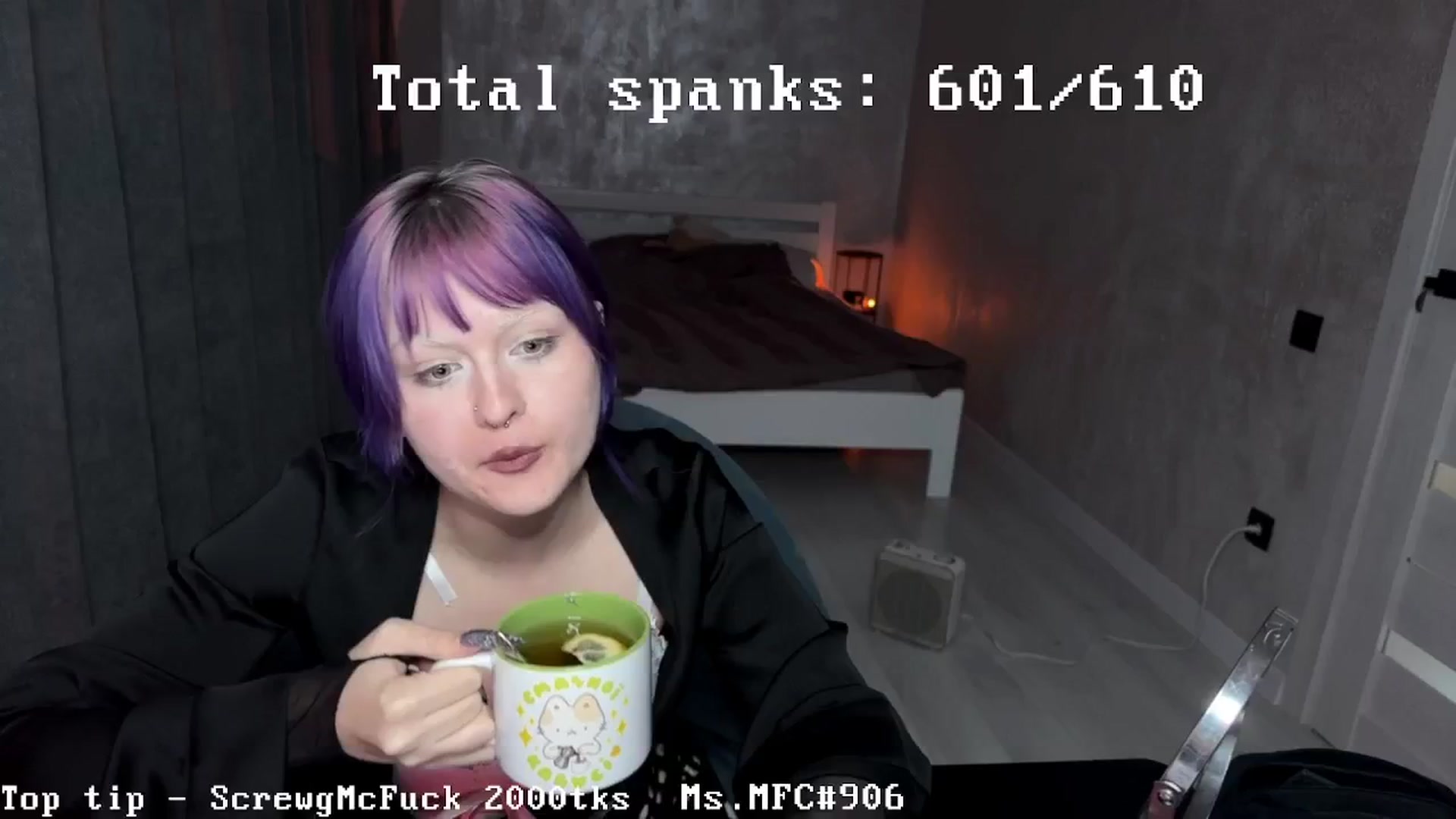 Gallery image thumbnail from AuthorityPass's myfreecams stream on, 10/19/2024, 24:49 image 14 of 20
