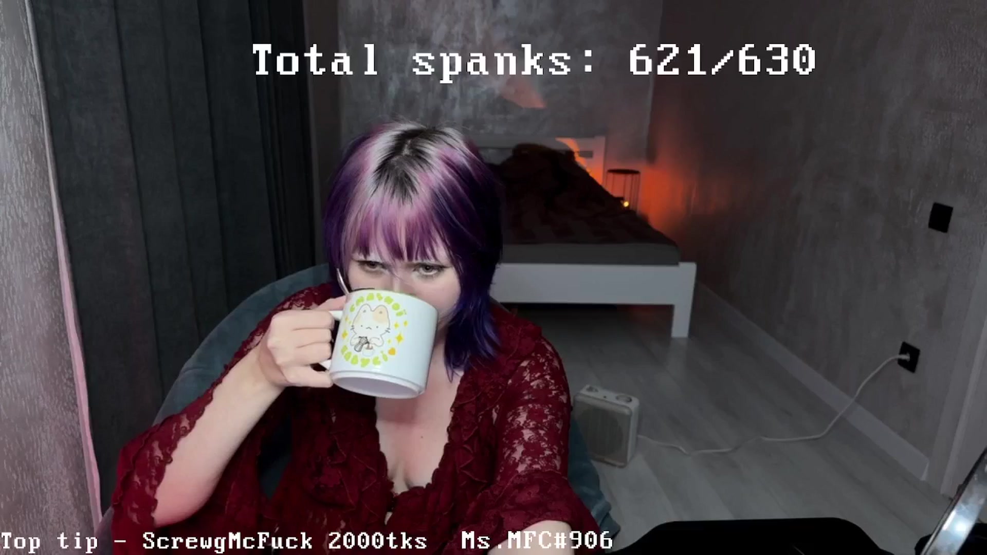 Gallery image thumbnail from AuthorityPass's myfreecams stream on, 10/21/2024, 01:30 image 15 of 20