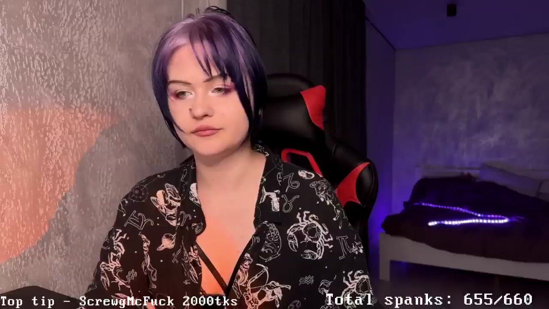 Gallery image thumbnail from AuthorityPass's myfreecams stream on, 11/21/2024, 23:31 image 1 of 20