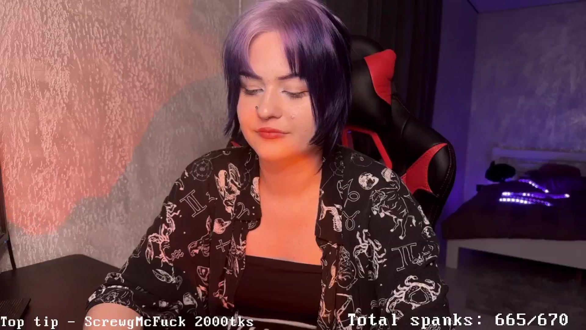 Gallery image thumbnail from AuthorityPass's myfreecams stream on, 11/23/2024, 23:48 image 14 of 20