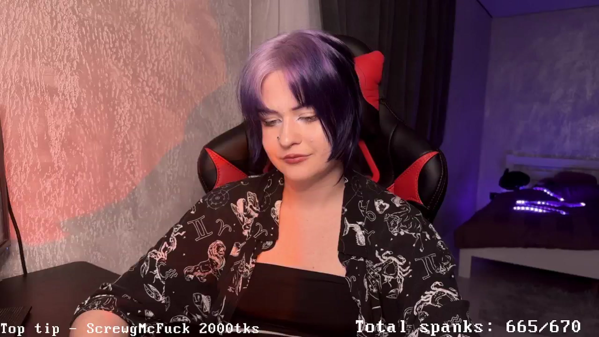 Gallery image thumbnail from AuthorityPass's myfreecams stream on, 11/23/2024, 23:48 image 4 of 20