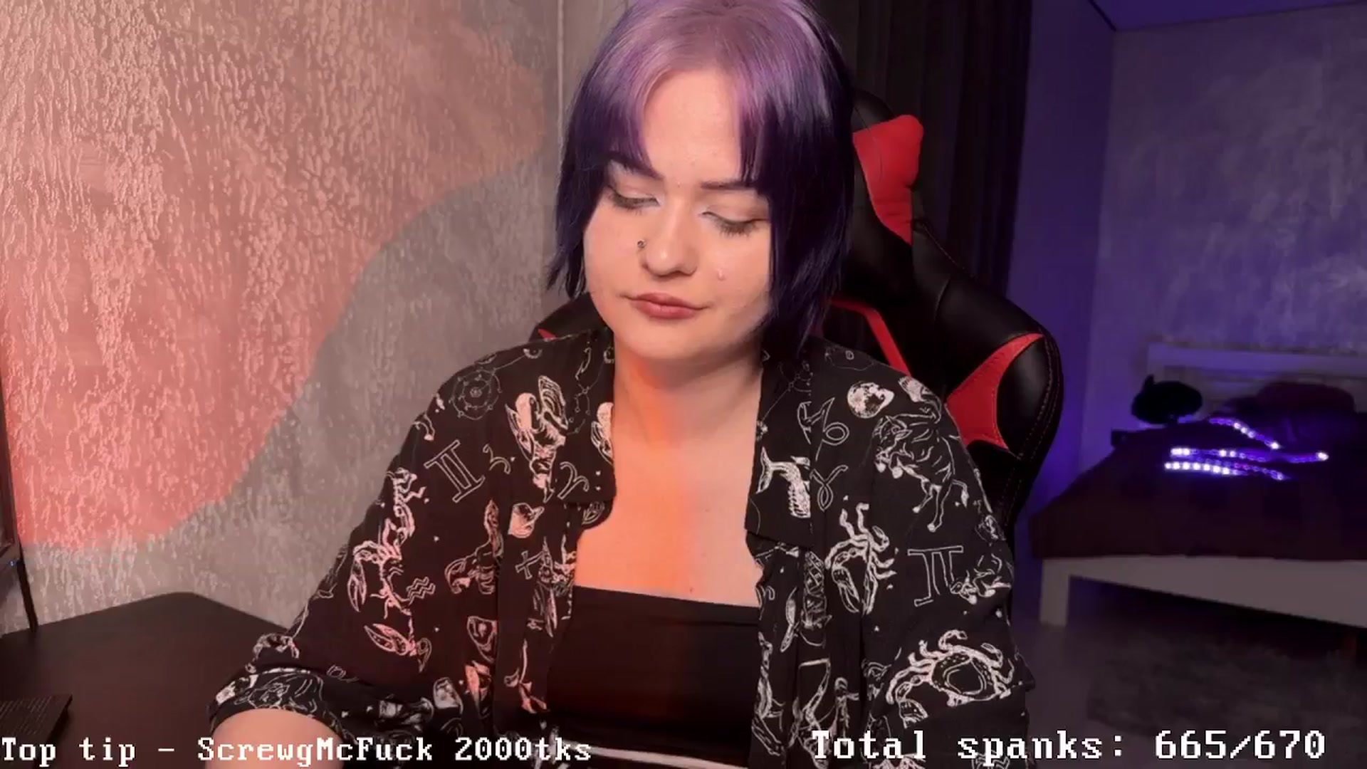 Gallery image thumbnail from AuthorityPass's myfreecams stream on, 11/23/2024, 23:48 image 8 of 20