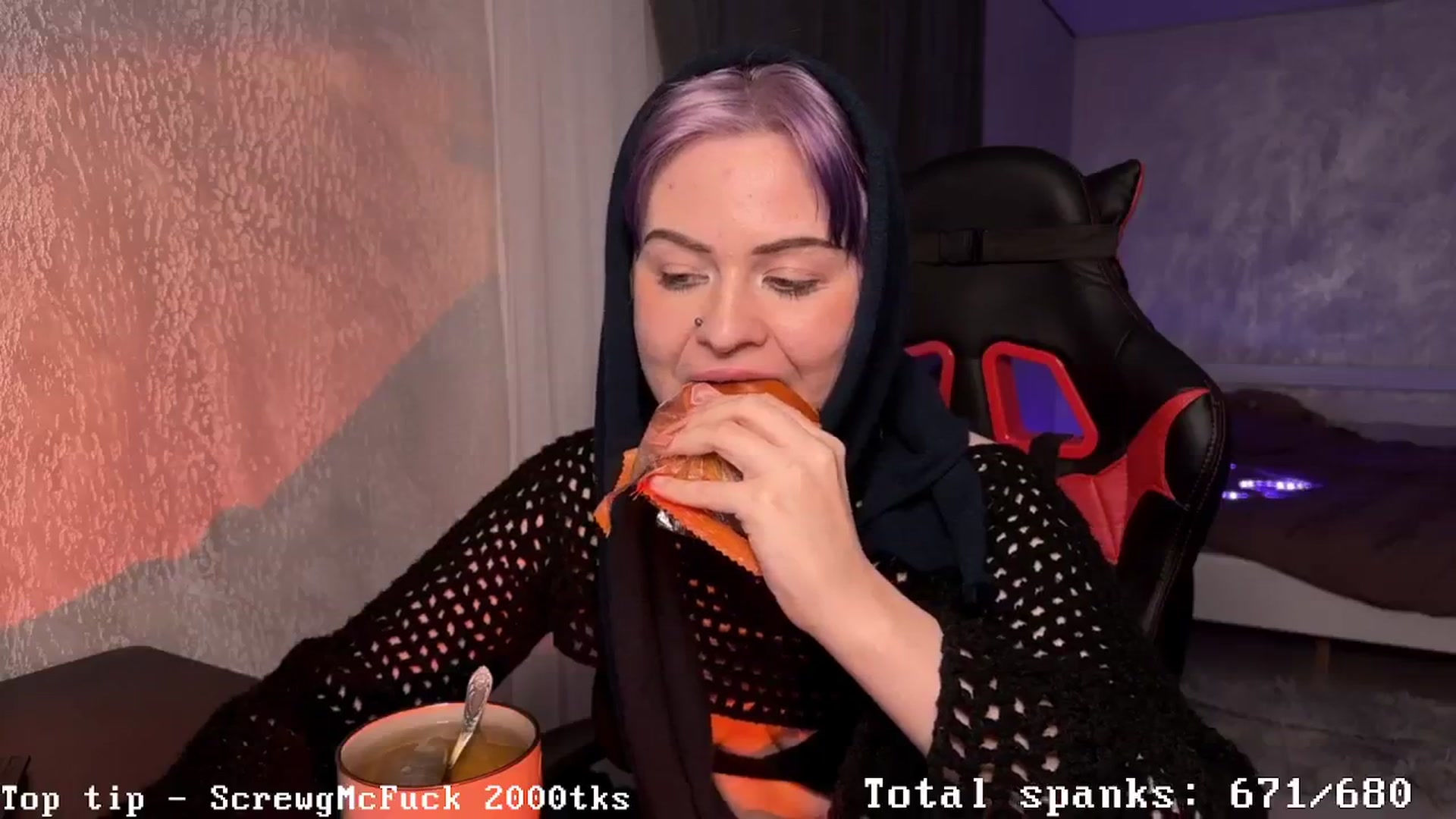 Gallery image thumbnail from AuthorityPass's myfreecams stream on, 11/29/2024, 01:45 image 20 of 20