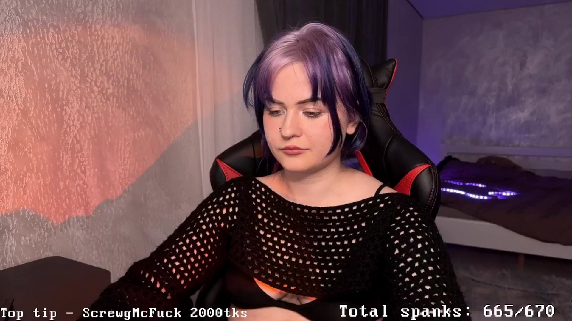 Gallery image thumbnail from AuthorityPass's myfreecams stream on, 11/29/2024, 01:45 image 5 of 20