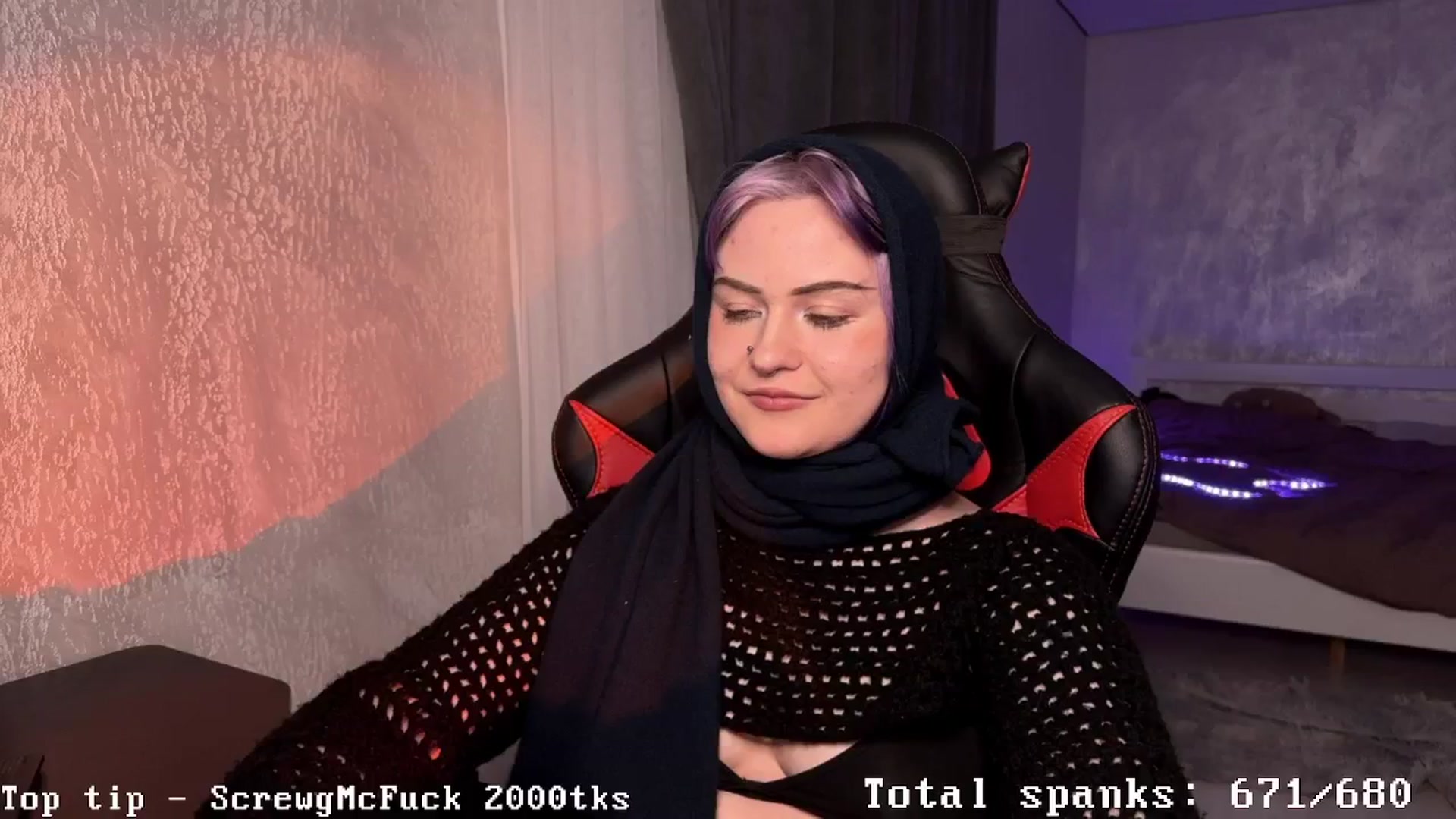 Gallery image thumbnail from AuthorityPass's myfreecams stream on, 11/29/2024, 01:45 image 14 of 20