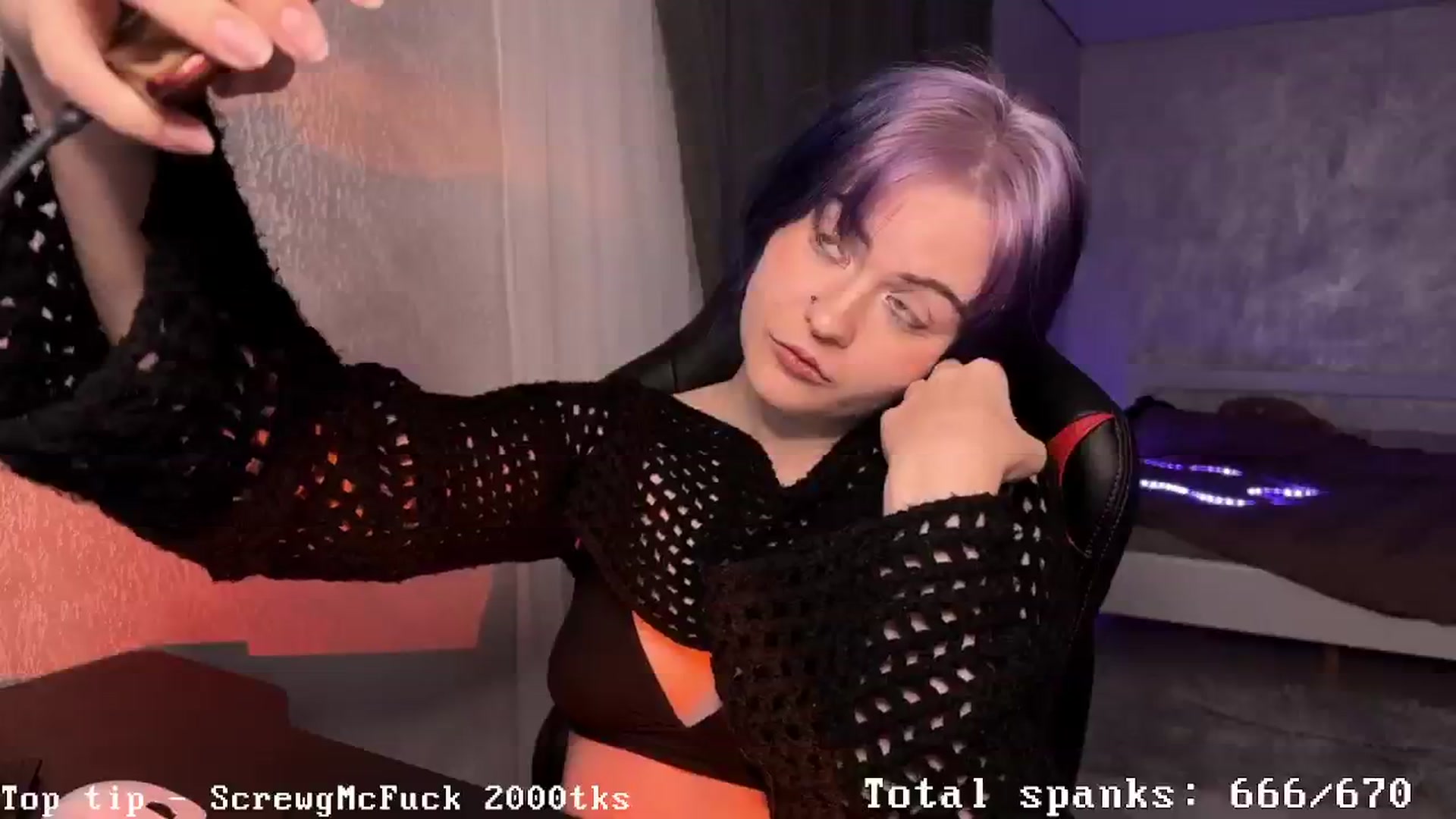 Gallery image thumbnail from AuthorityPass's myfreecams stream on, 11/29/2024, 01:45 image 11 of 20