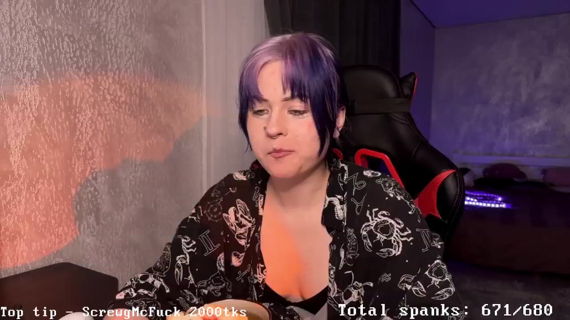 Gallery image thumbnail from AuthorityPass's myfreecams stream on, 11/30/2024, 24:47 image 3 of 20