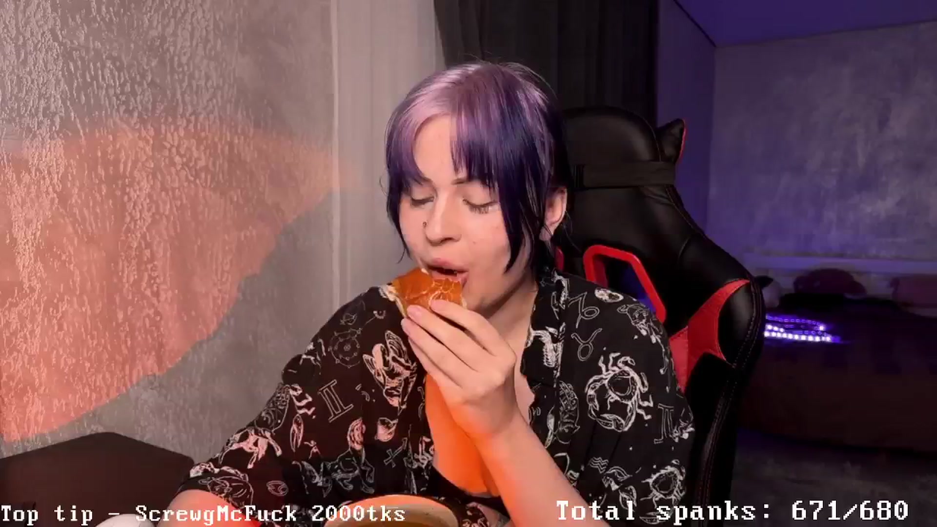 Gallery image thumbnail from AuthorityPass's myfreecams stream on, 11/30/2024, 24:47 image 2 of 20