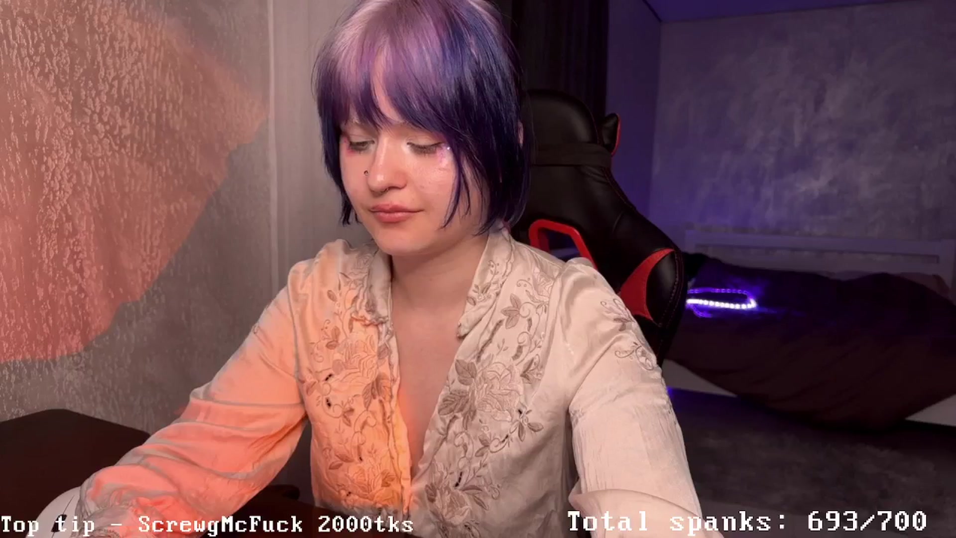 Gallery image thumbnail from AuthorityPass's myfreecams stream on, 12/02/2024, 01:53 image 8 of 20