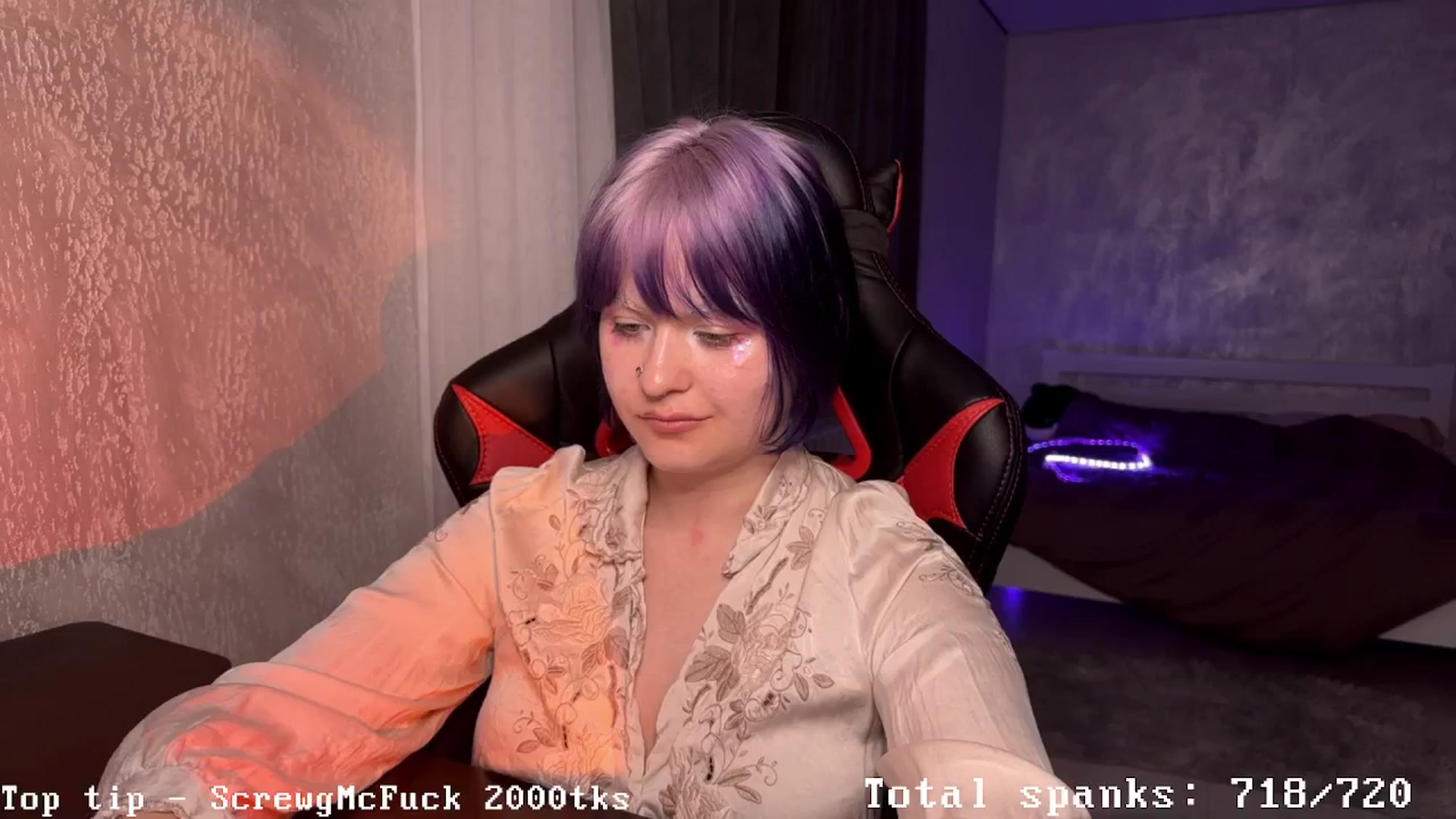 Gallery image thumbnail from AuthorityPass's myfreecams stream on, 12/02/2024, 01:53 image 18 of 20