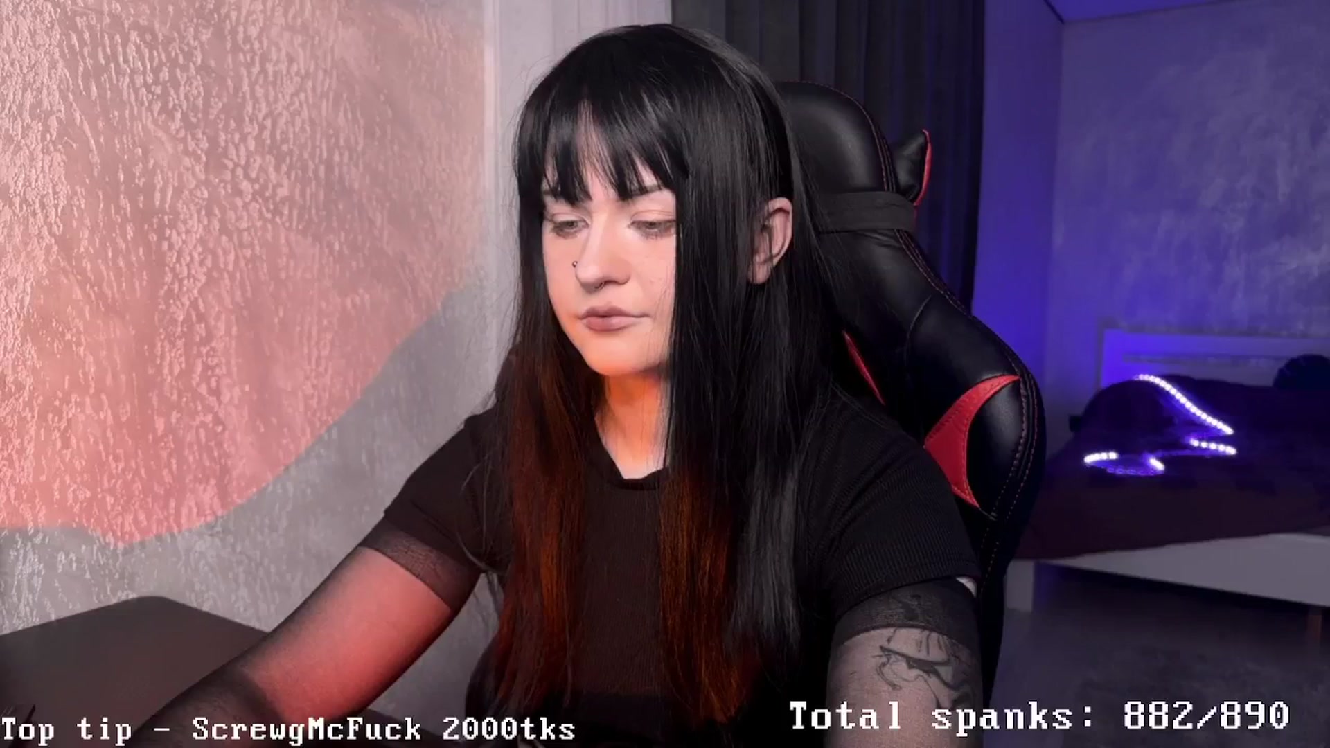 Gallery image thumbnail from AuthorityPass's myfreecams stream on, 12/19/2024, 01:09 image 13 of 20