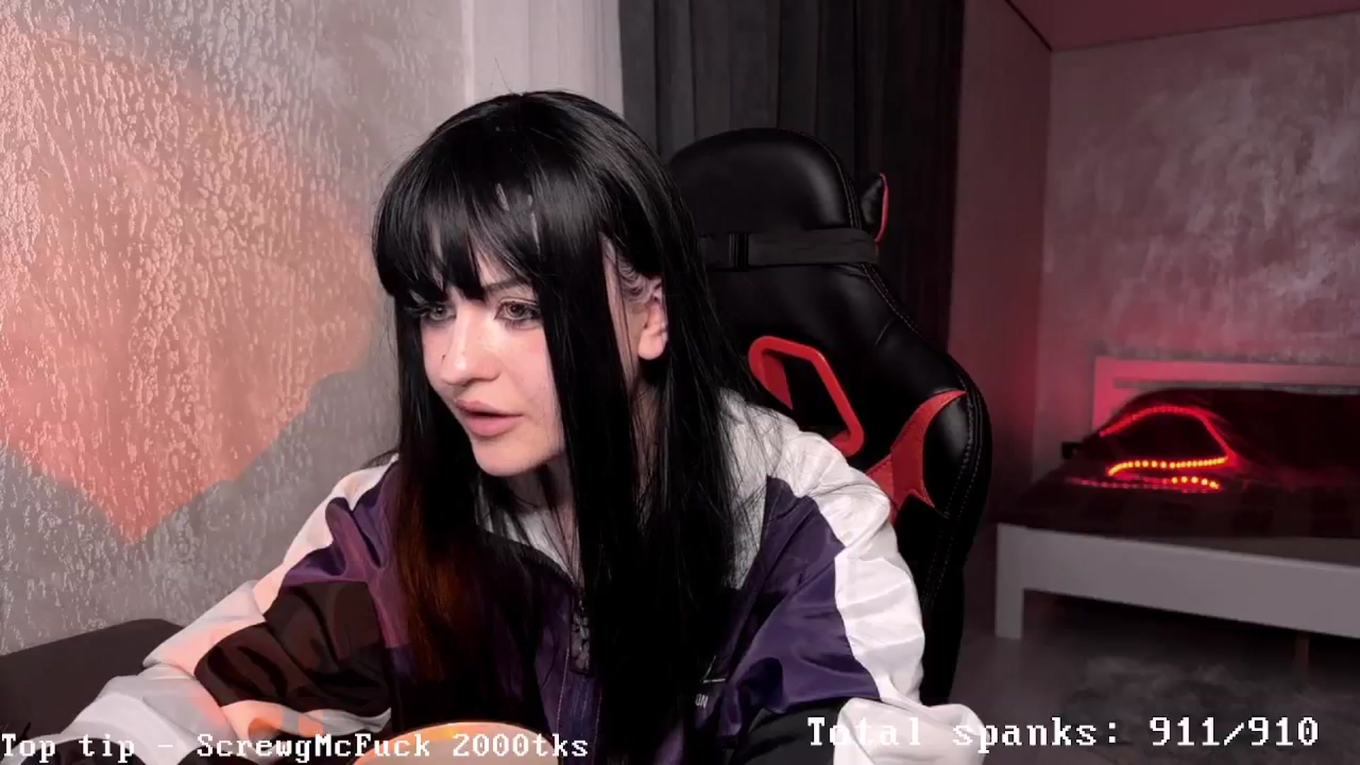 Gallery image thumbnail from AuthorityPass's myfreecams stream on, 12/30/2024, 24:33 image 12 of 20