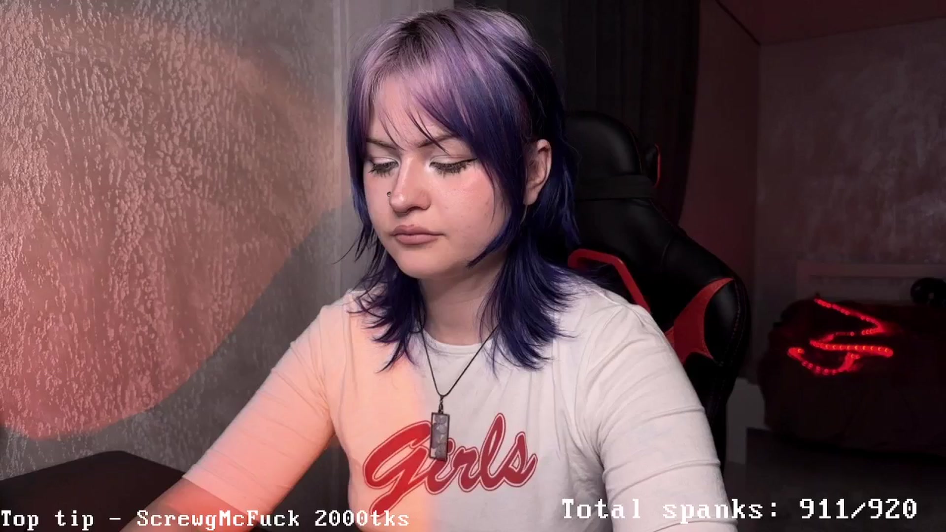 Gallery image thumbnail from AuthorityPass's myfreecams stream on, 01/02/2025, 23:11 image 15 of 20