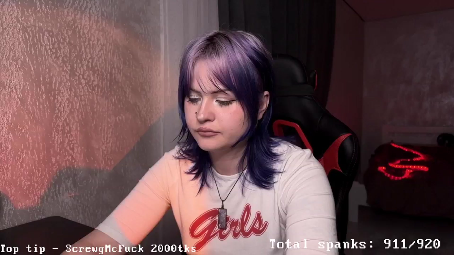 Gallery image thumbnail from AuthorityPass's myfreecams stream on, 01/02/2025, 23:11 image 10 of 20