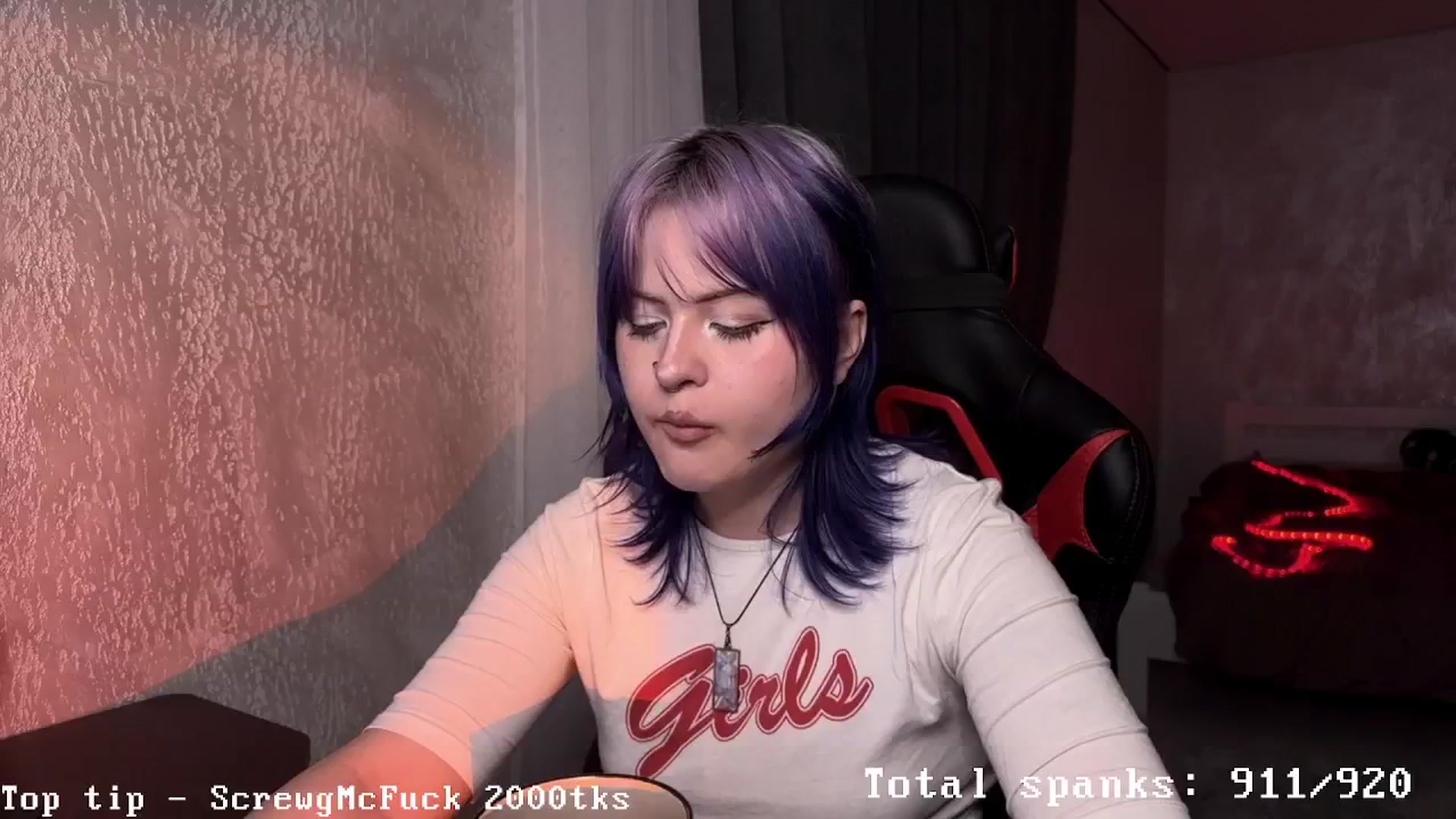 Gallery image thumbnail from AuthorityPass's myfreecams stream on, 01/02/2025, 23:11 image 1 of 20