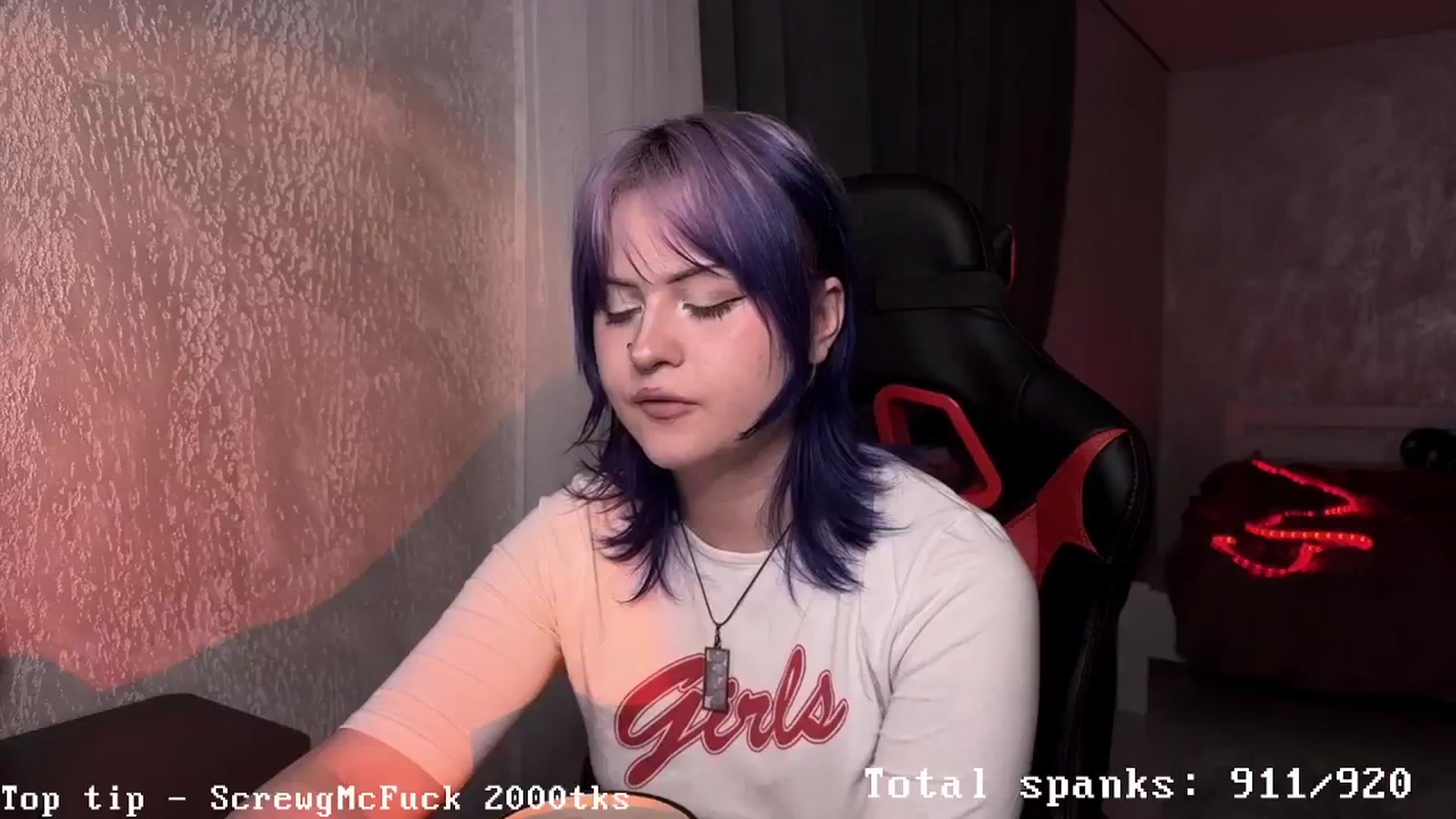 Gallery image thumbnail from AuthorityPass's myfreecams stream on, 01/02/2025, 23:11 image 9 of 20
