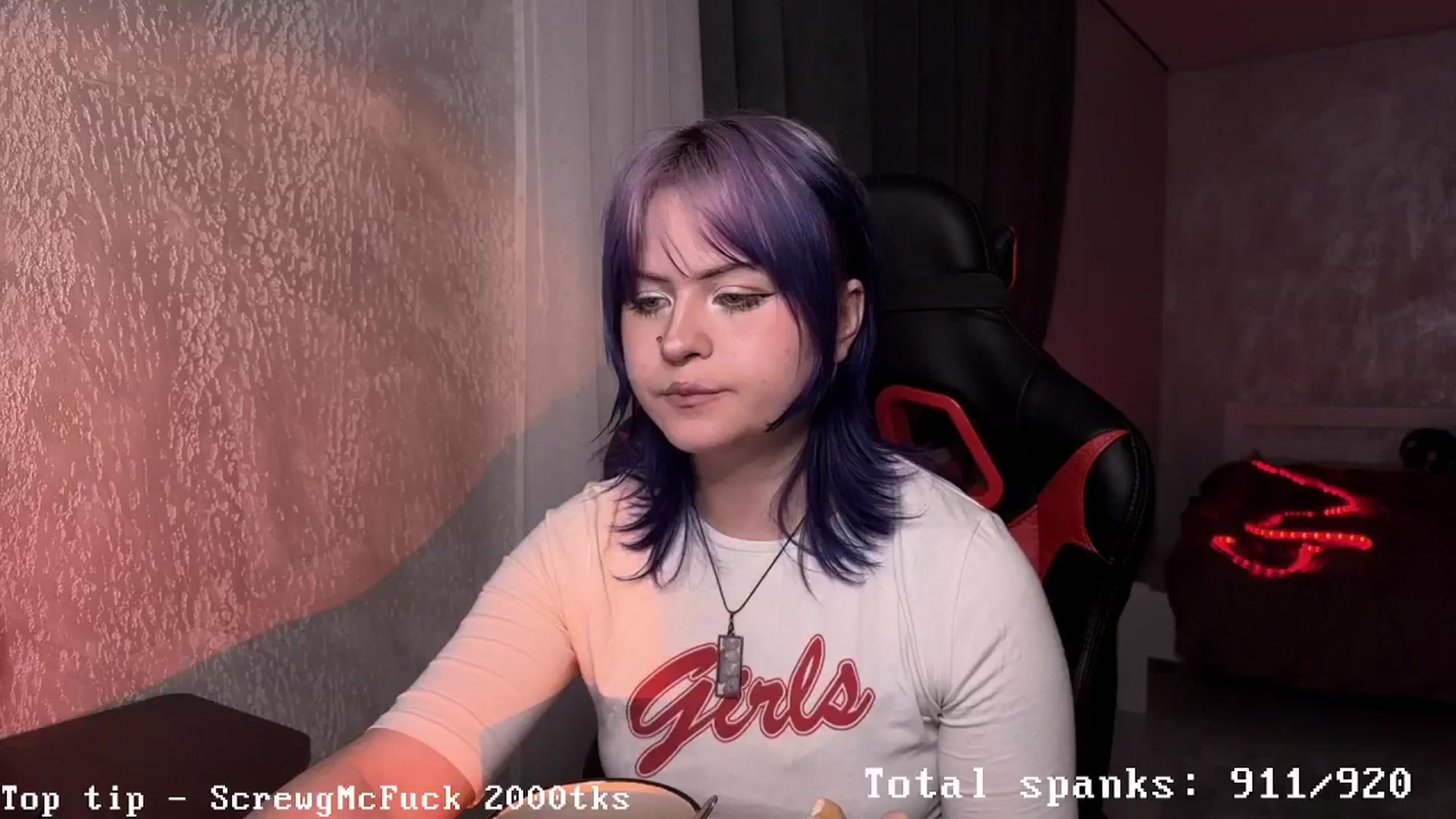 Gallery image thumbnail from AuthorityPass's myfreecams stream on, 01/02/2025, 23:11 image 2 of 20
