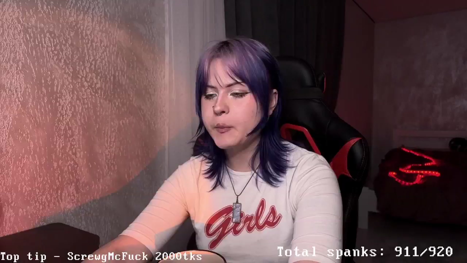 Gallery image thumbnail from AuthorityPass's myfreecams stream on, 01/02/2025, 23:11 image 5 of 20