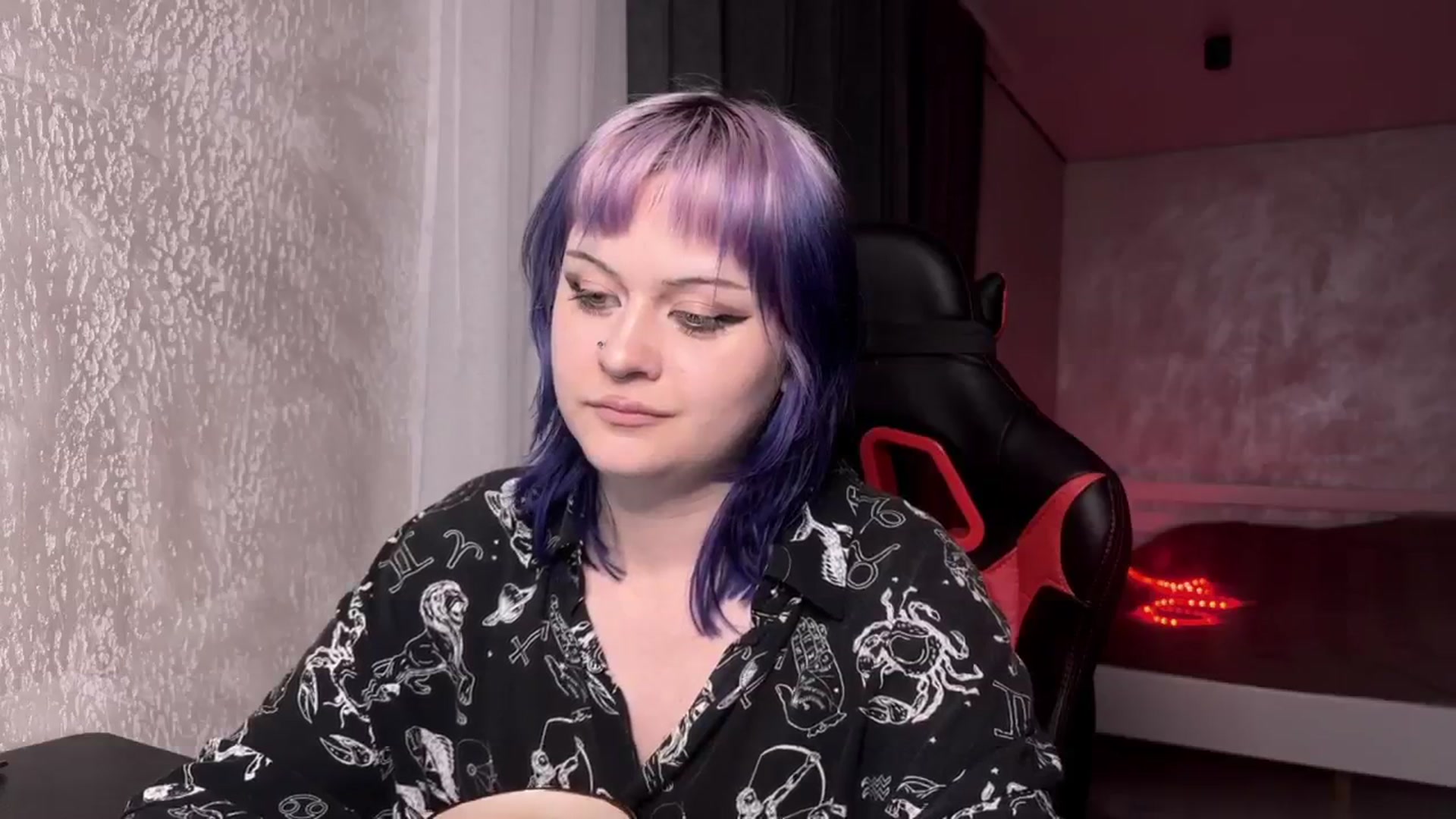 Gallery image thumbnail from AuthorityPass's myfreecams stream on, 01/16/2025, 21:47 image 10 of 20