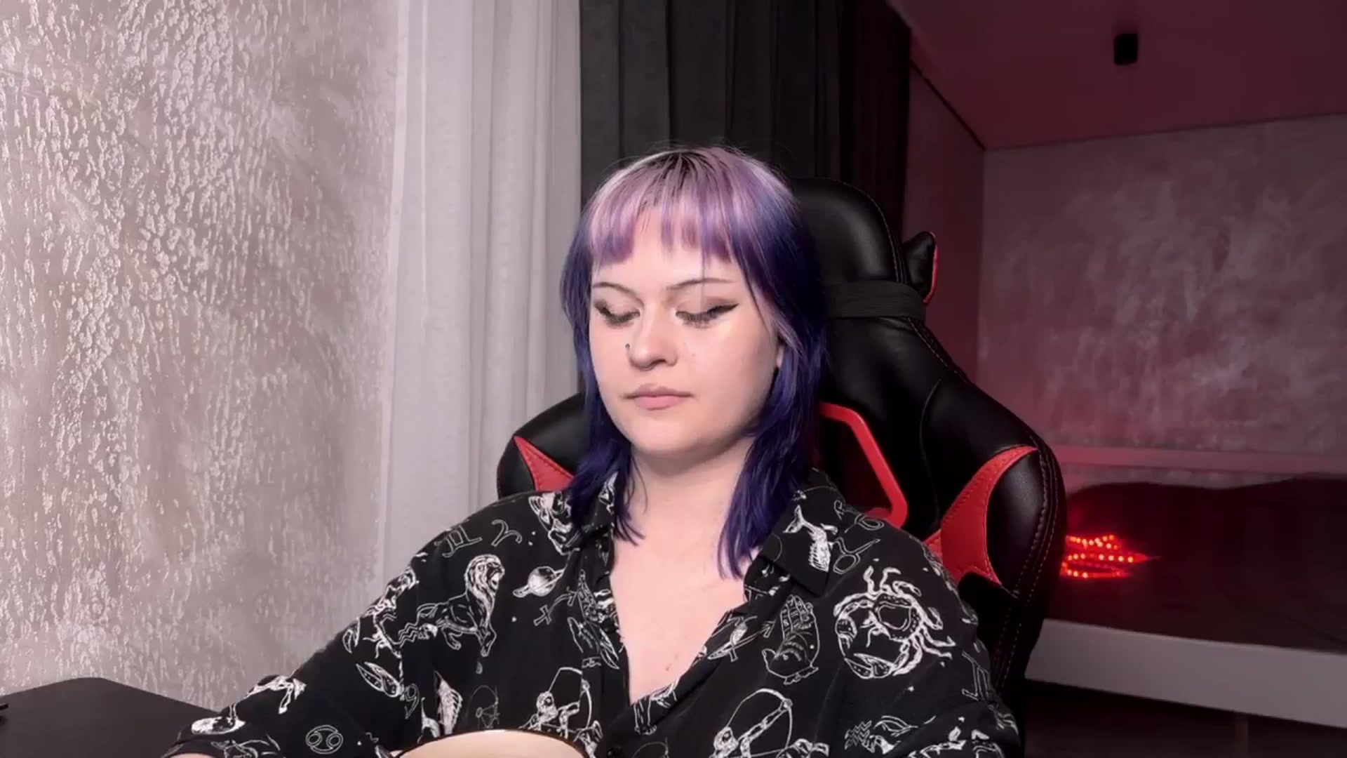Gallery image thumbnail from AuthorityPass's myfreecams stream on, 01/16/2025, 21:47 image 13 of 20