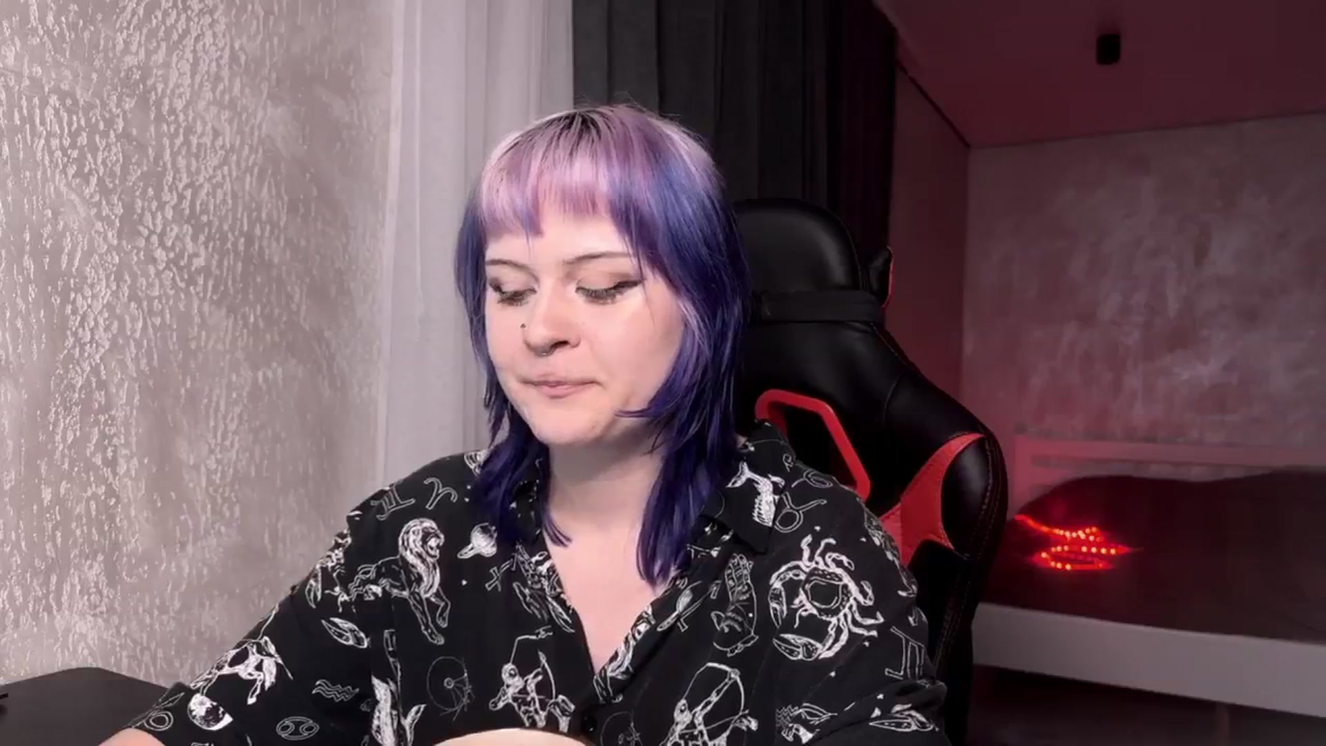 Gallery image thumbnail from AuthorityPass's myfreecams stream on, 01/16/2025, 21:47 image 4 of 20