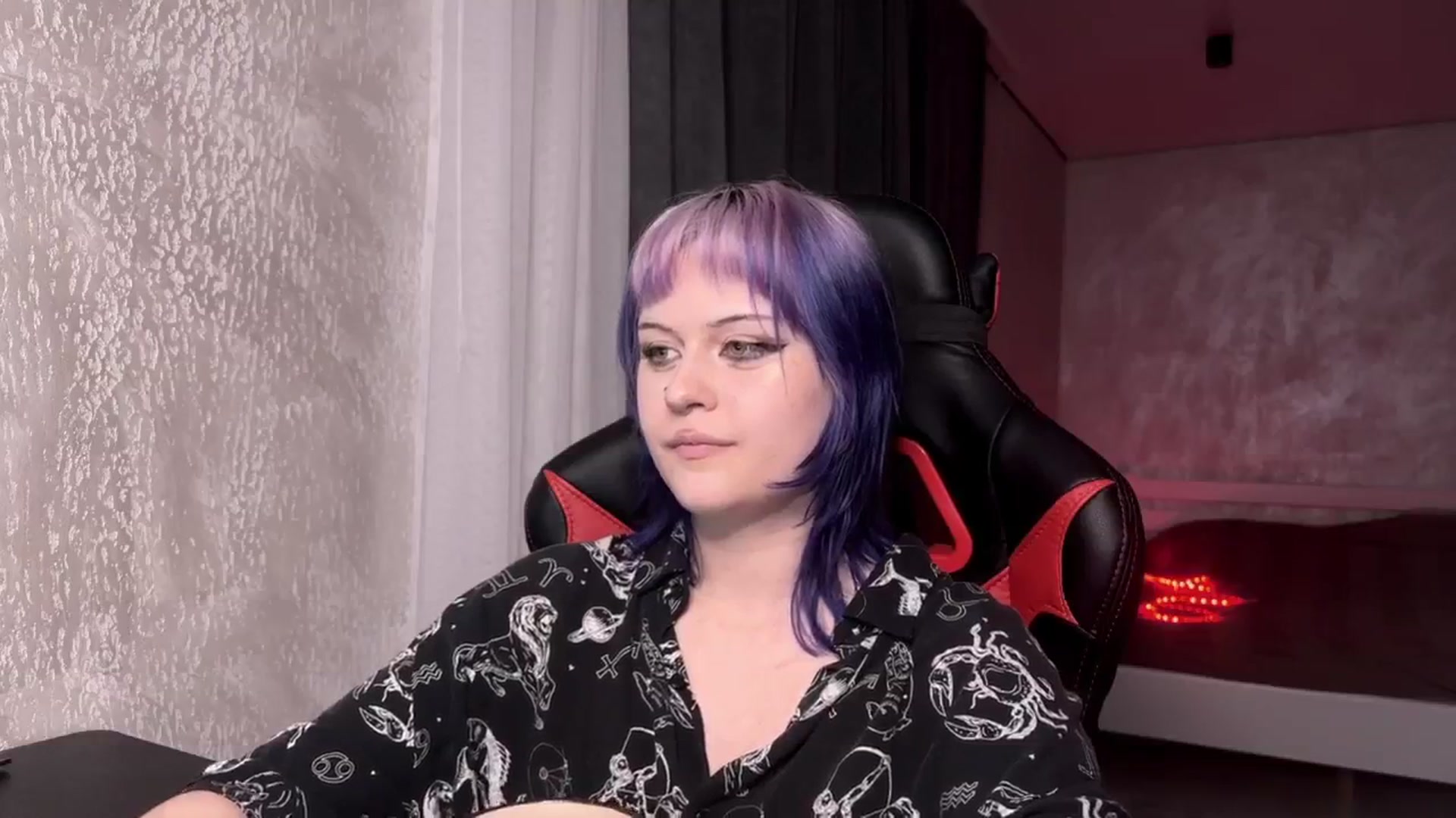 Gallery image thumbnail from AuthorityPass's myfreecams stream on, 01/16/2025, 22:07 image 2 of 20