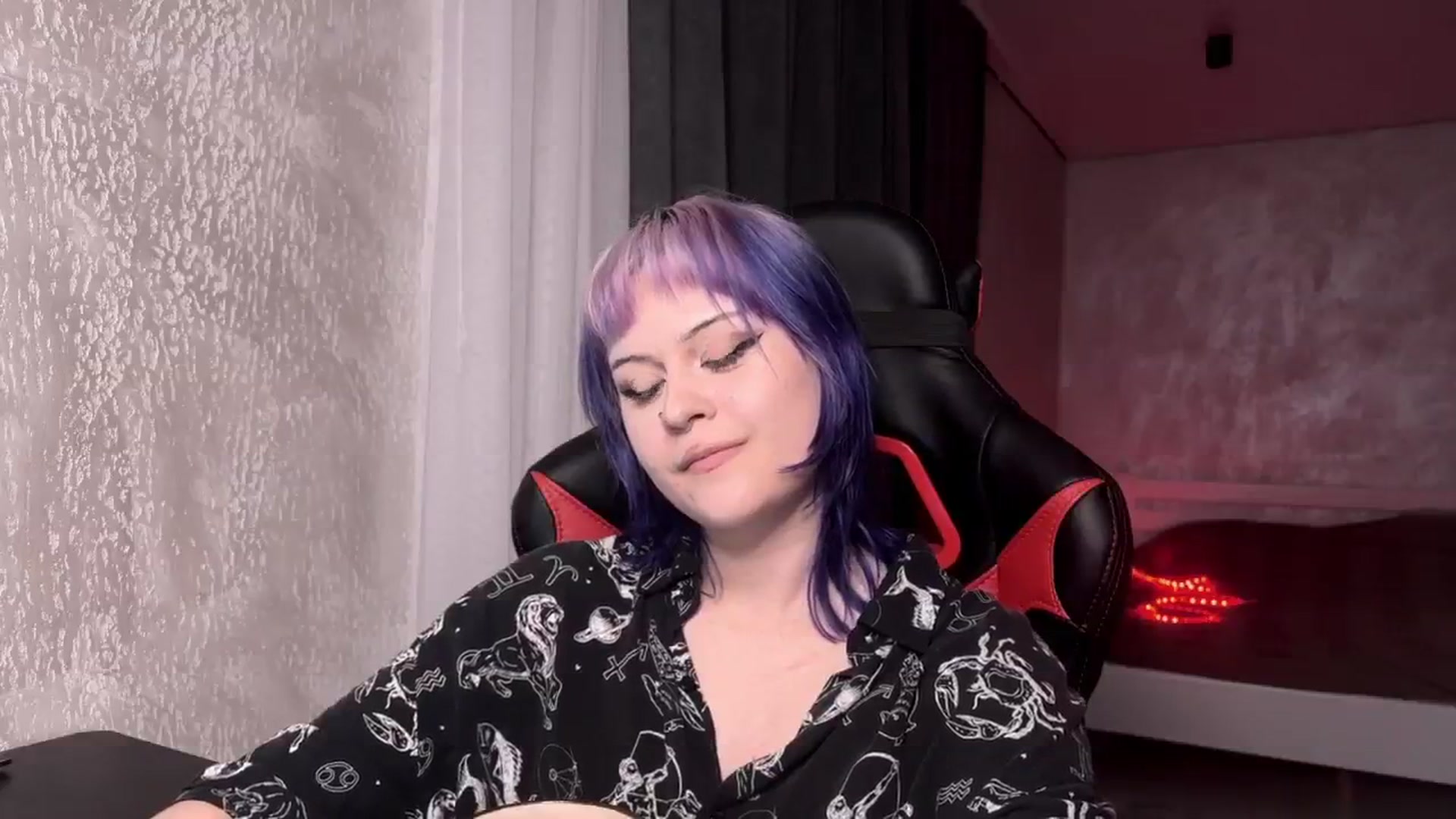 Gallery image thumbnail from AuthorityPass's myfreecams stream on, 01/16/2025, 22:07 image 3 of 20