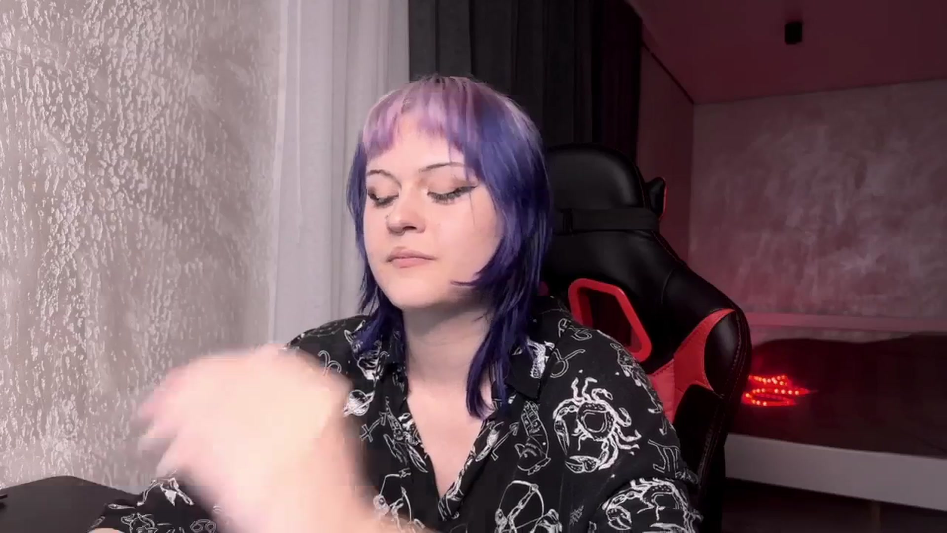 Gallery image thumbnail from AuthorityPass's myfreecams stream on, 01/16/2025, 22:07 image 8 of 20
