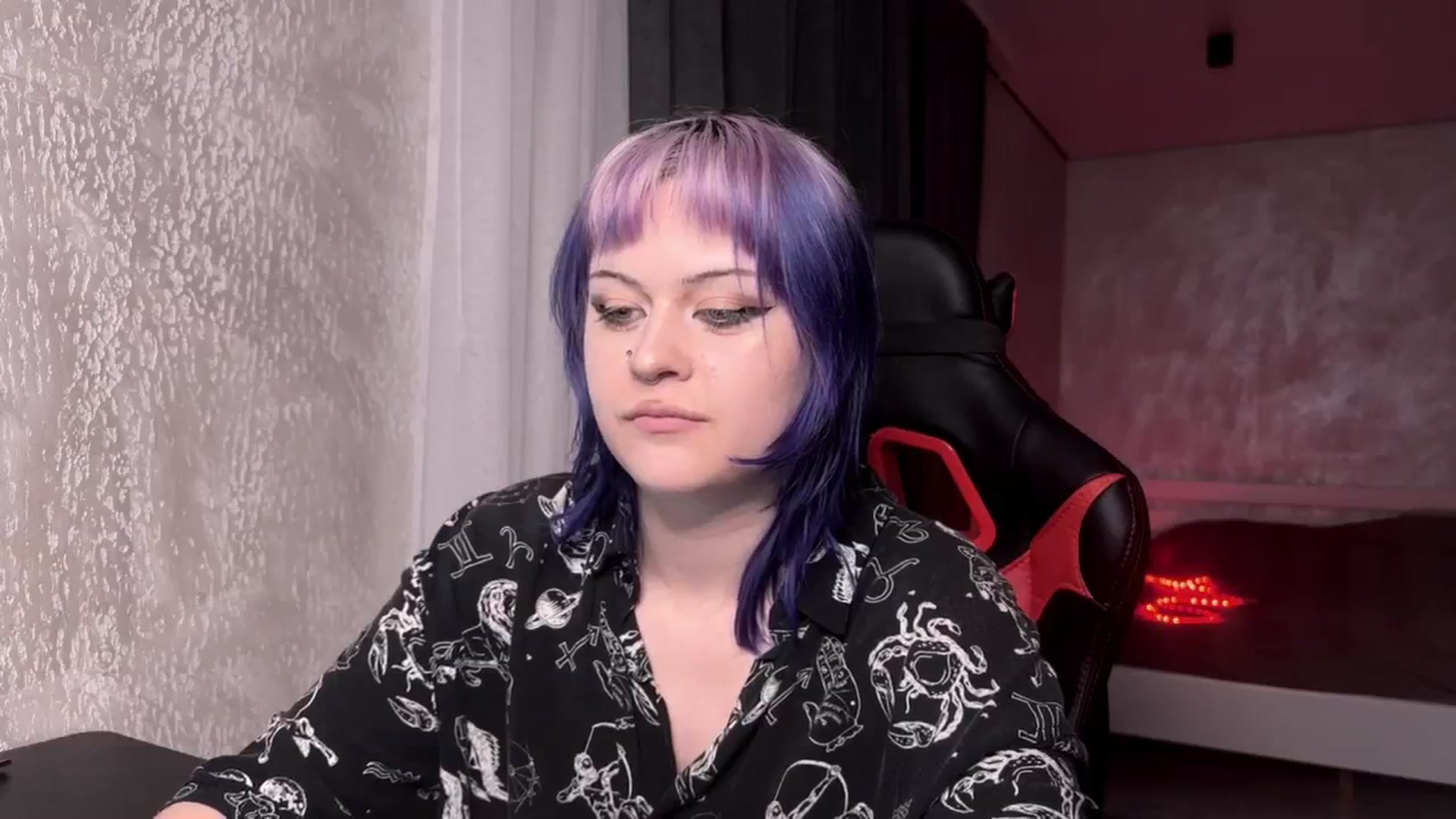 Gallery image thumbnail from AuthorityPass's myfreecams stream on, 01/16/2025, 22:07 image 10 of 20
