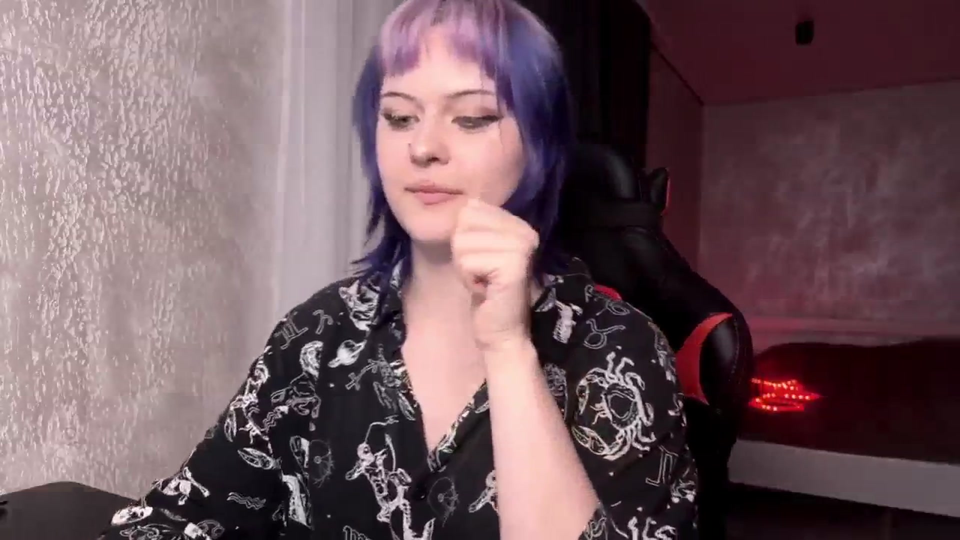 Gallery image thumbnail from AuthorityPass's myfreecams stream on, 01/16/2025, 22:07 image 14 of 20