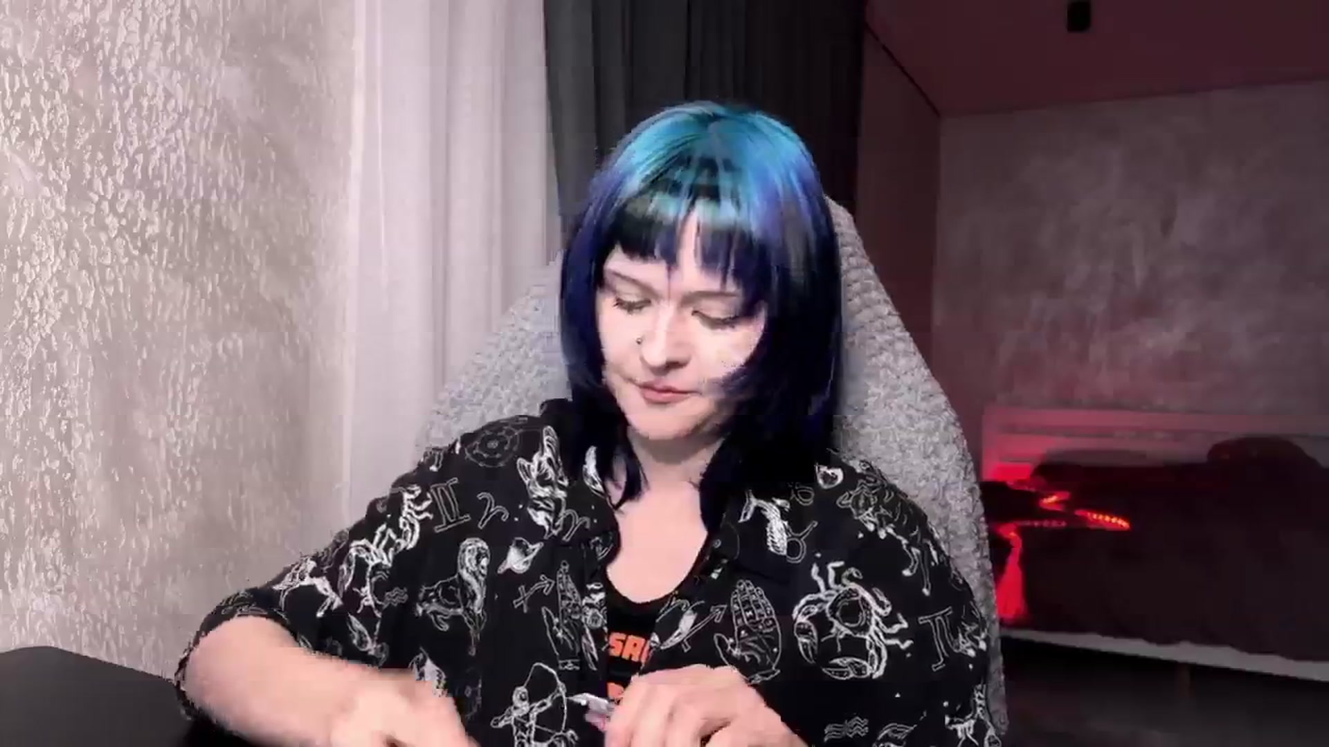 Gallery image thumbnail from AuthorityPass's myfreecams stream on, 01/17/2025, 21:35 image 6 of 20