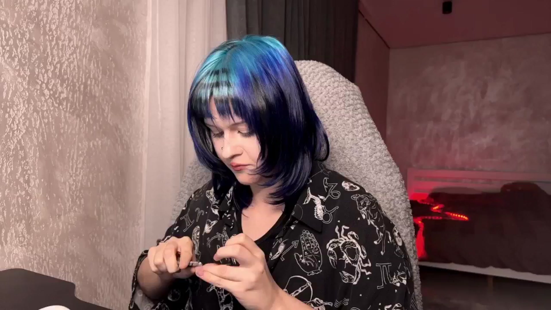 Gallery image thumbnail from AuthorityPass's myfreecams stream on, 01/17/2025, 21:35 image 1 of 20