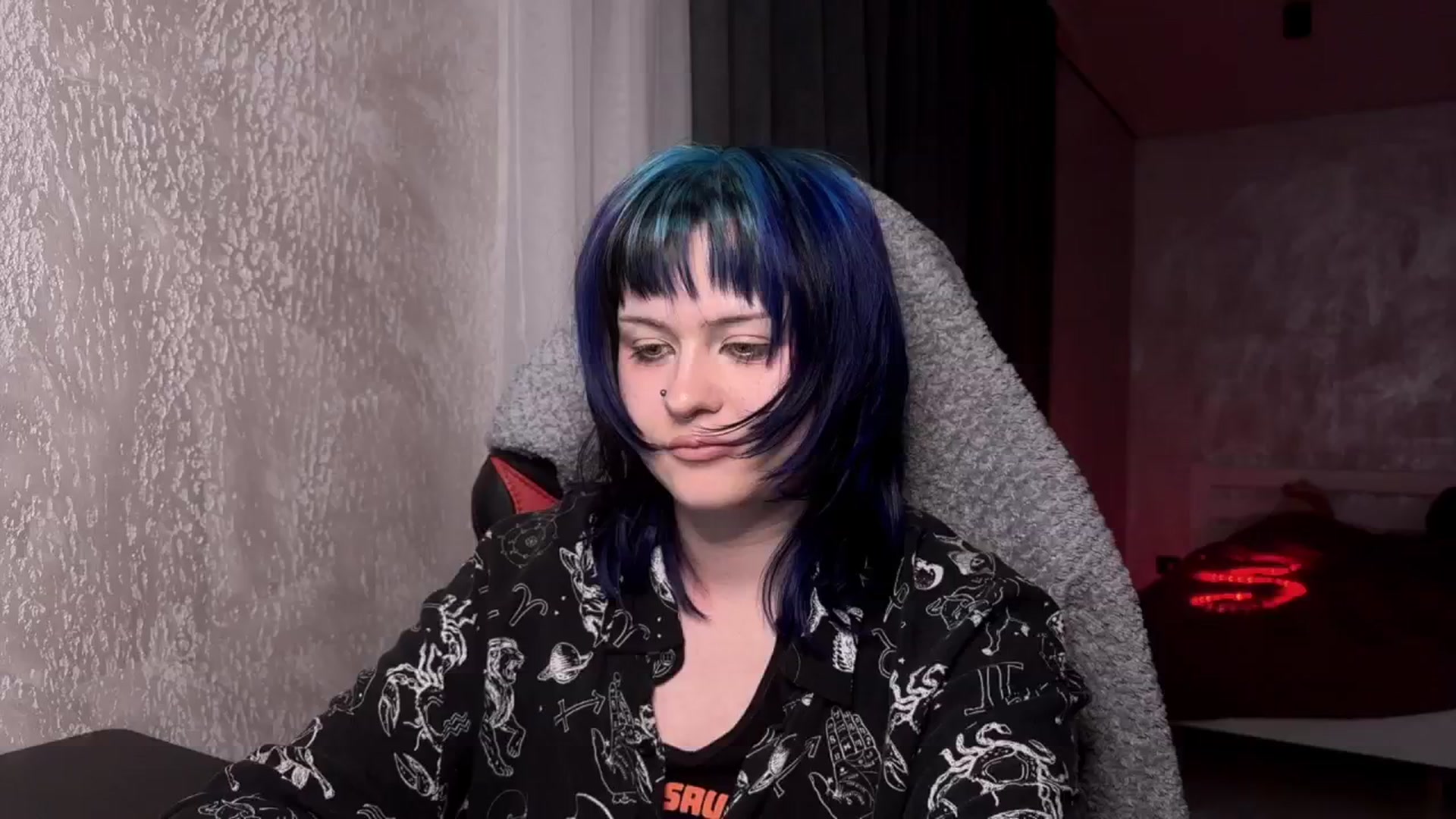 Gallery image thumbnail from AuthorityPass's myfreecams stream on, 01/18/2025, 23:26 image 4 of 20